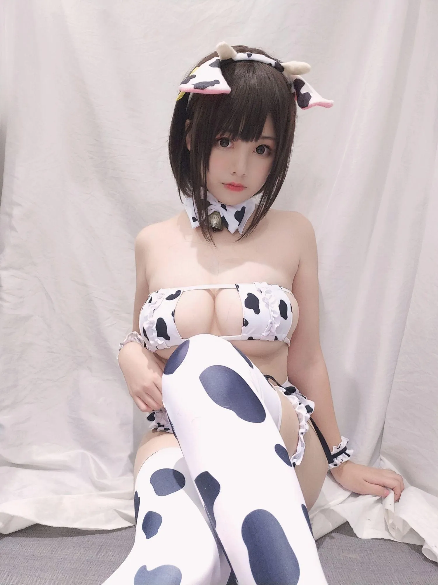 蜜汁猫裘 NO.025 小奶牛自拍版女仆 [20P]插图3