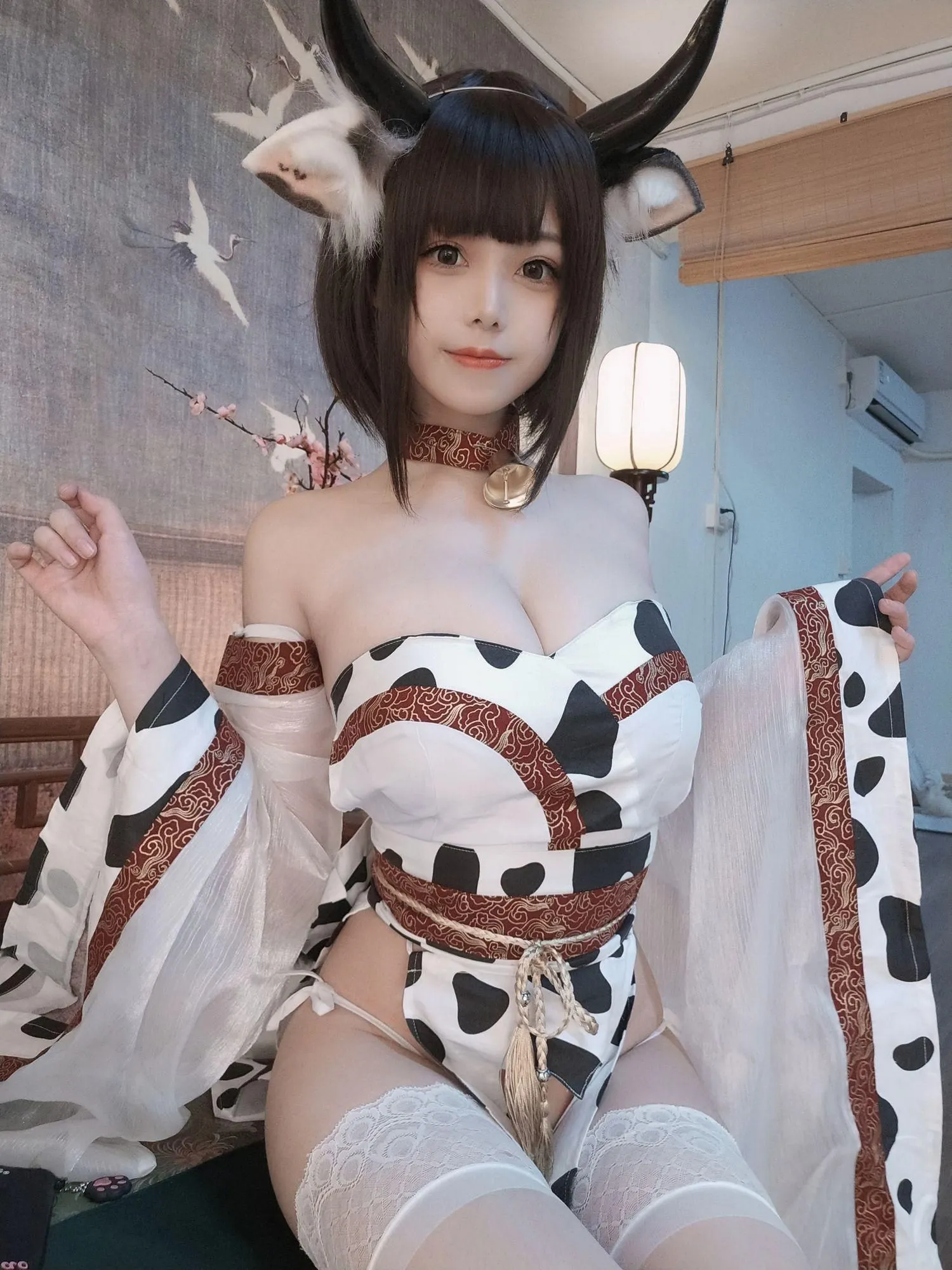 蜜汁猫裘 NO.064 奶牛 [34P]插图1