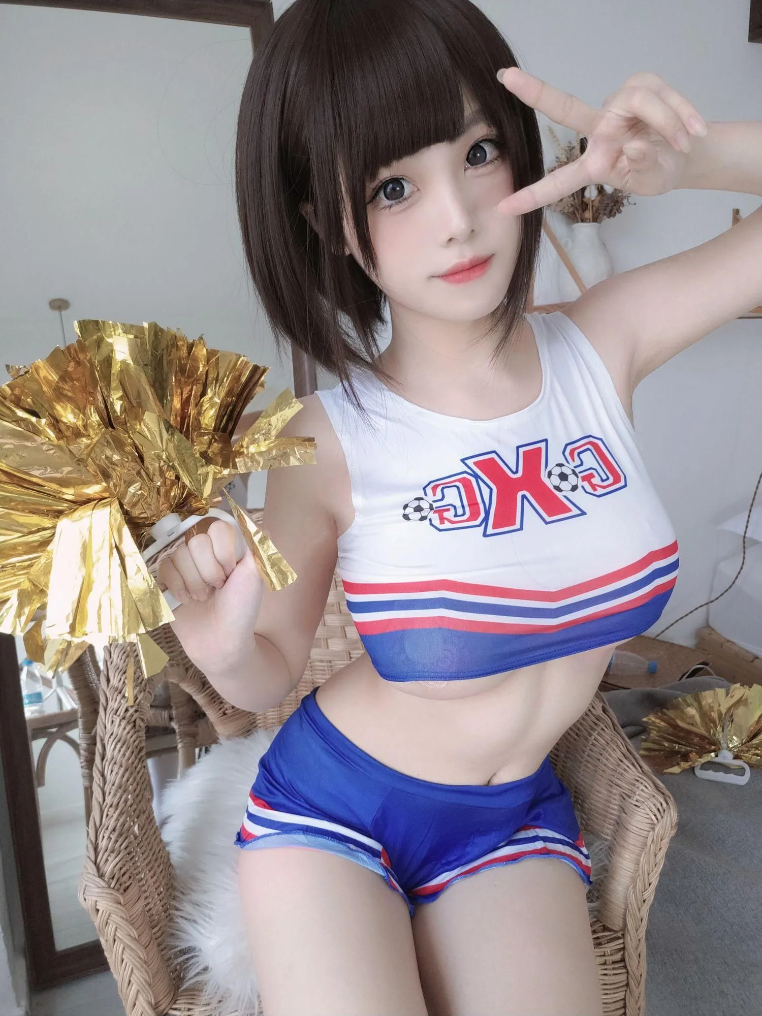 蜜汁猫裘 NO.094 足球宝贝 [37P]插图4