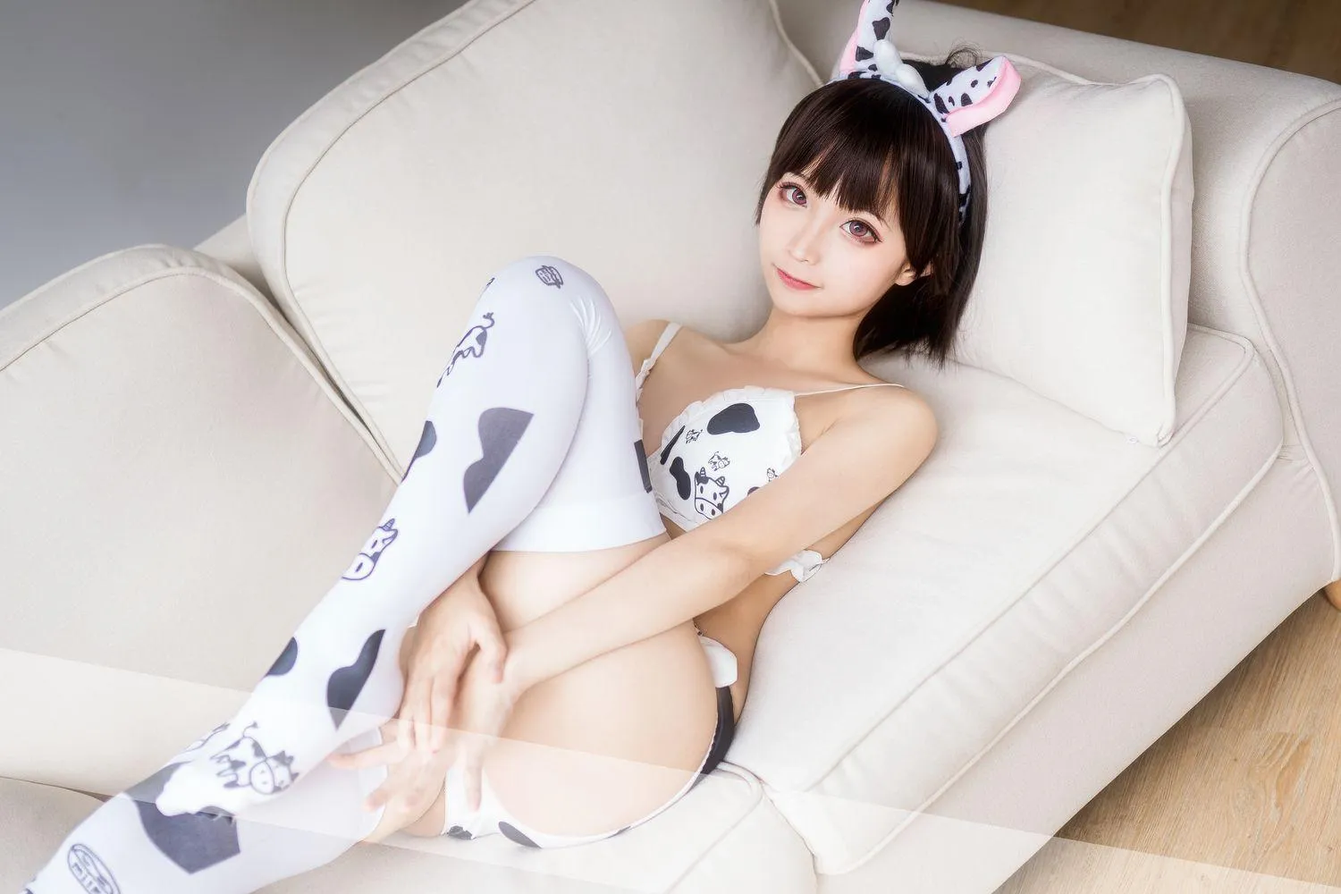 蠢沫沫 NO.068 奶牛比基尼 [50P]插图1