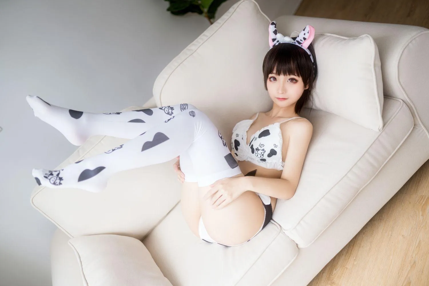 蠢沫沫 NO.068 奶牛比基尼 [50P]插图5