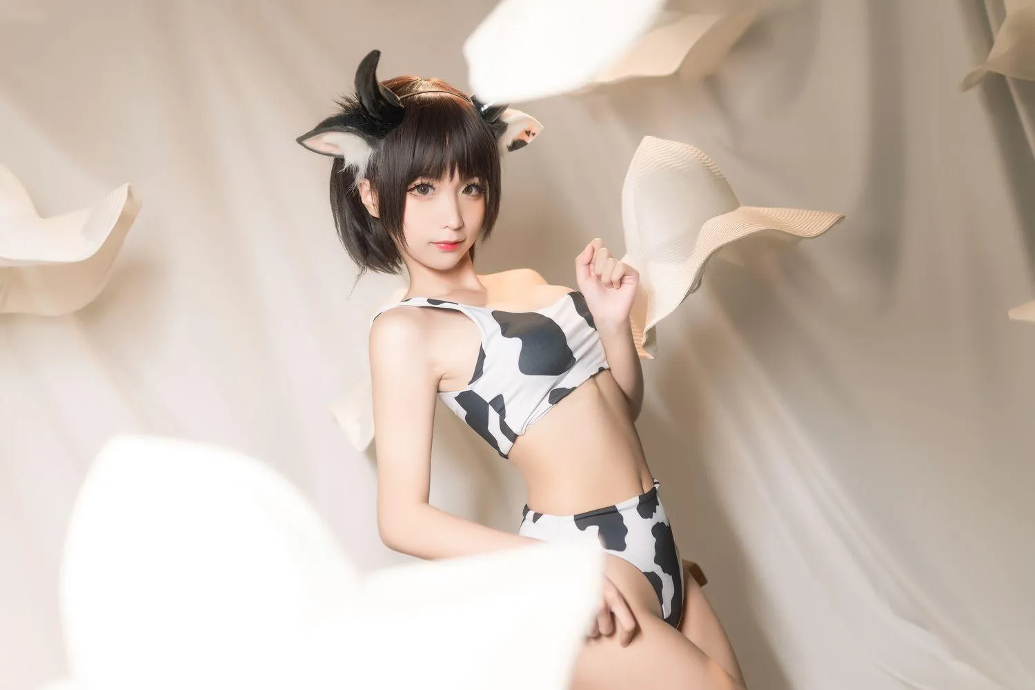 蠢沫沫 NO.082 花花牛 [40P]插图1