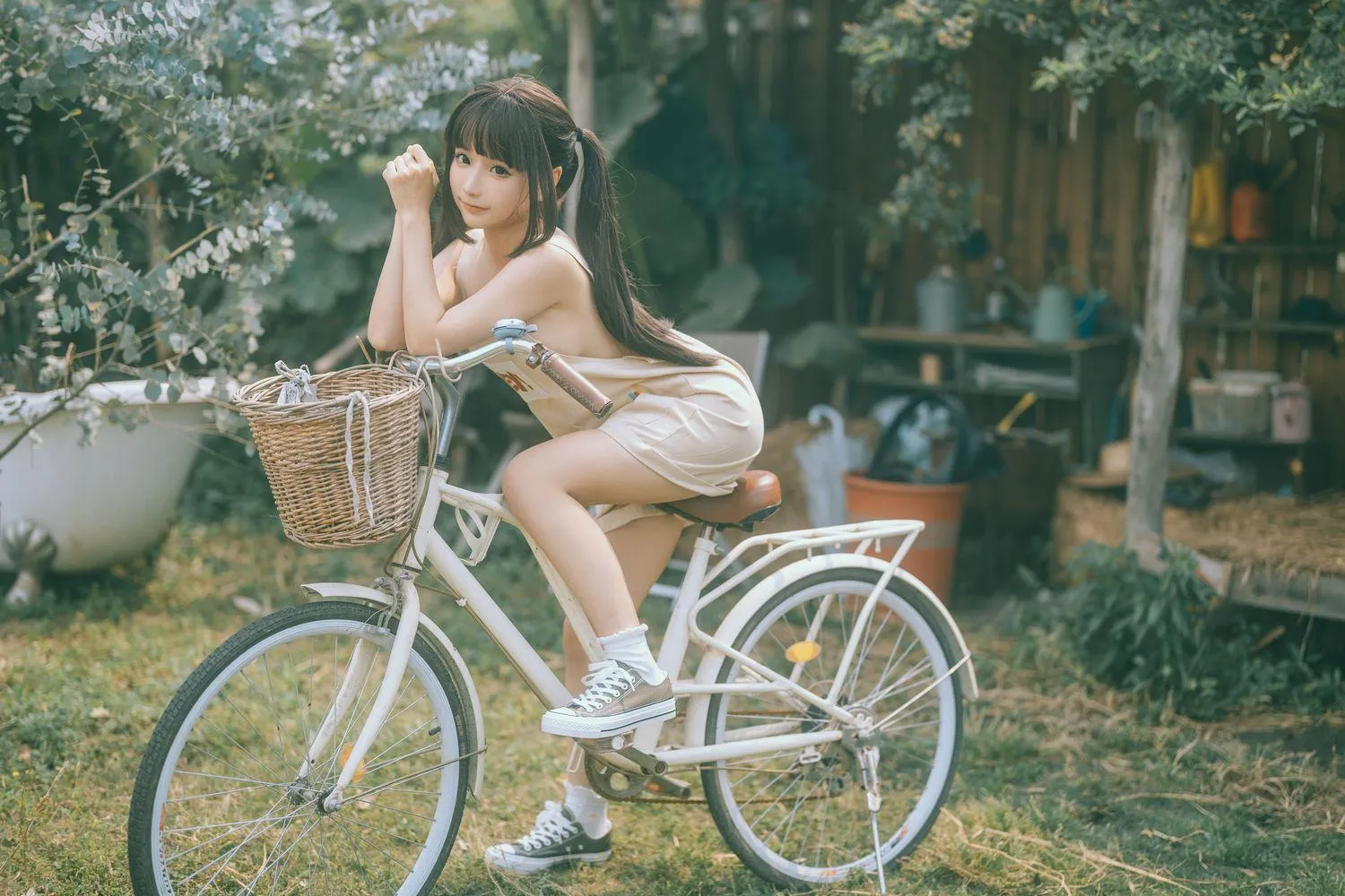 蠢沫沫 NO.185 大巴车 [130P]插图4