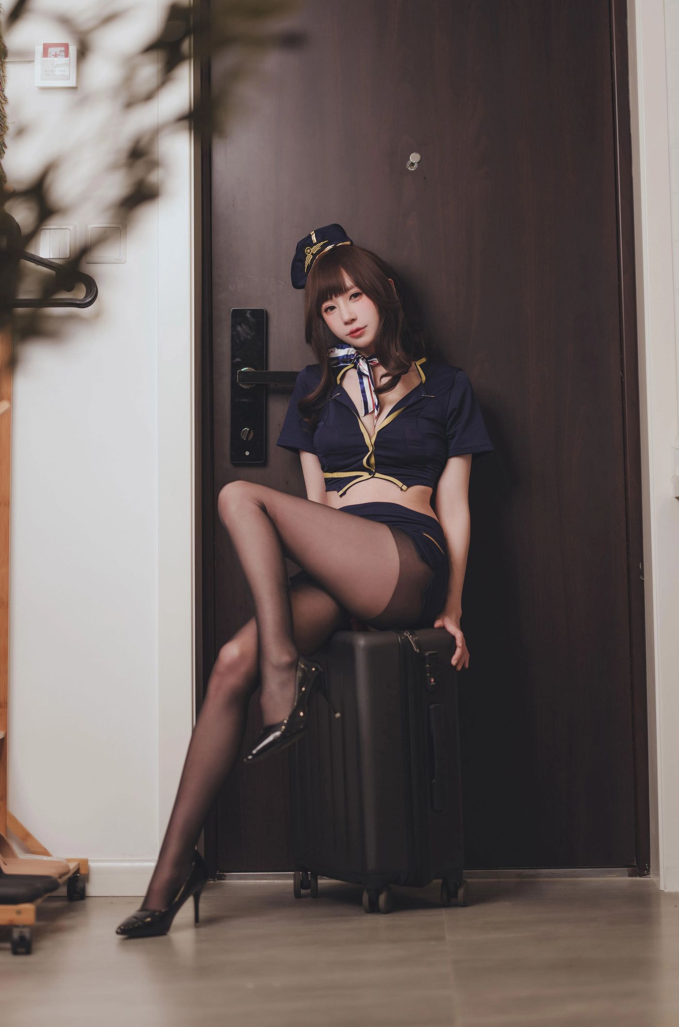 西园寺南歌 – NO.17 空姐-图包 [52P]插图3