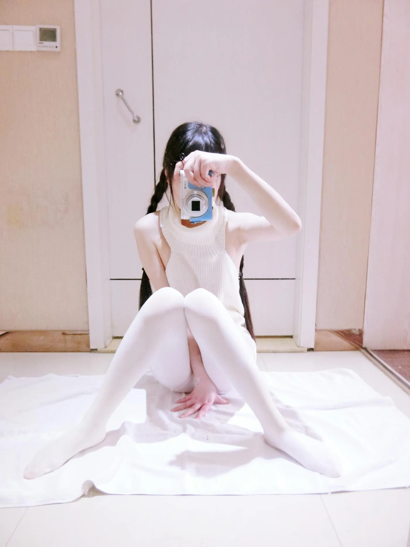 西尔酱 – NO.19 露背毛衣 [77P]插图