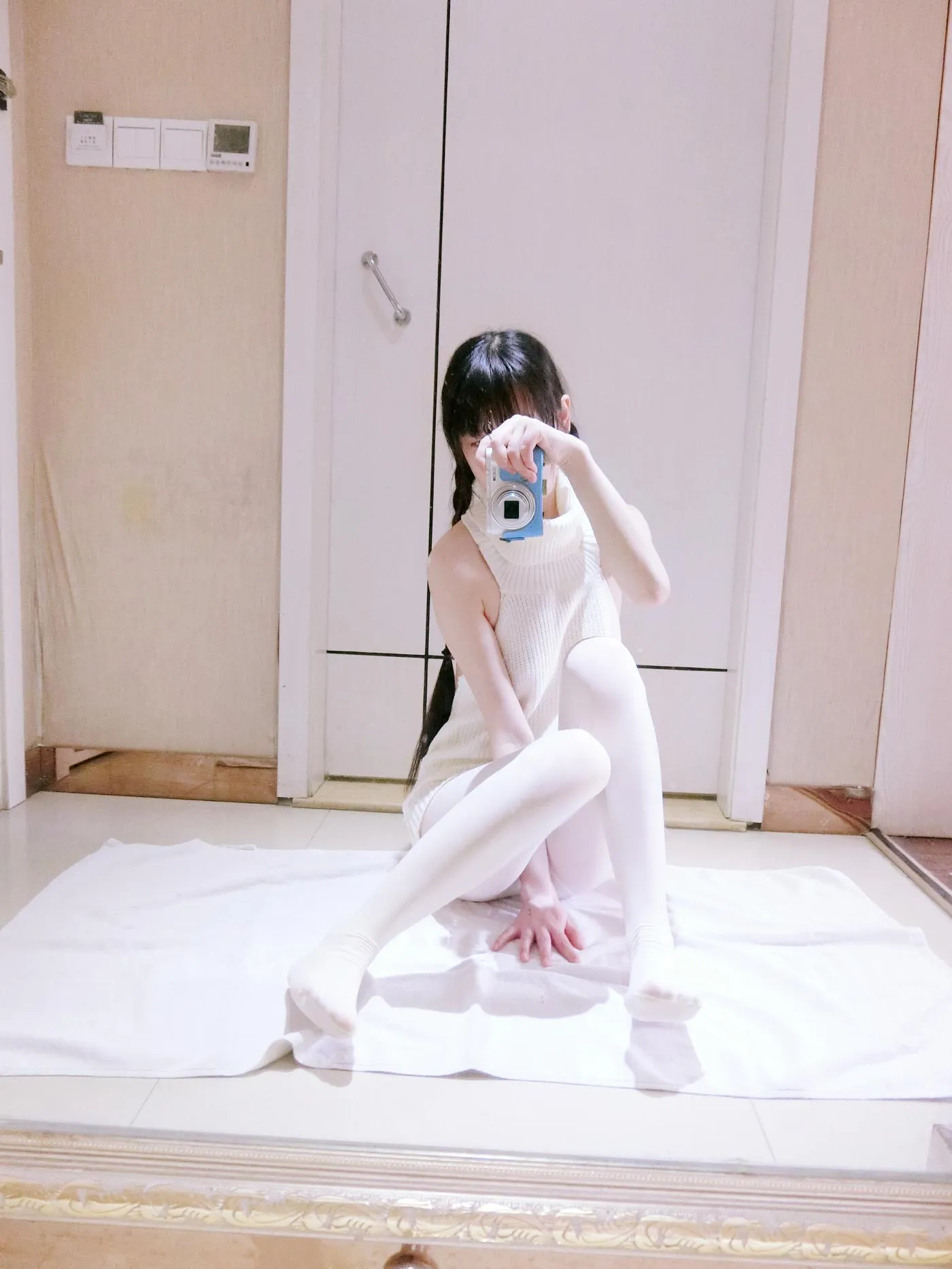 西尔酱 – NO.19 露背毛衣 [77P]插图1