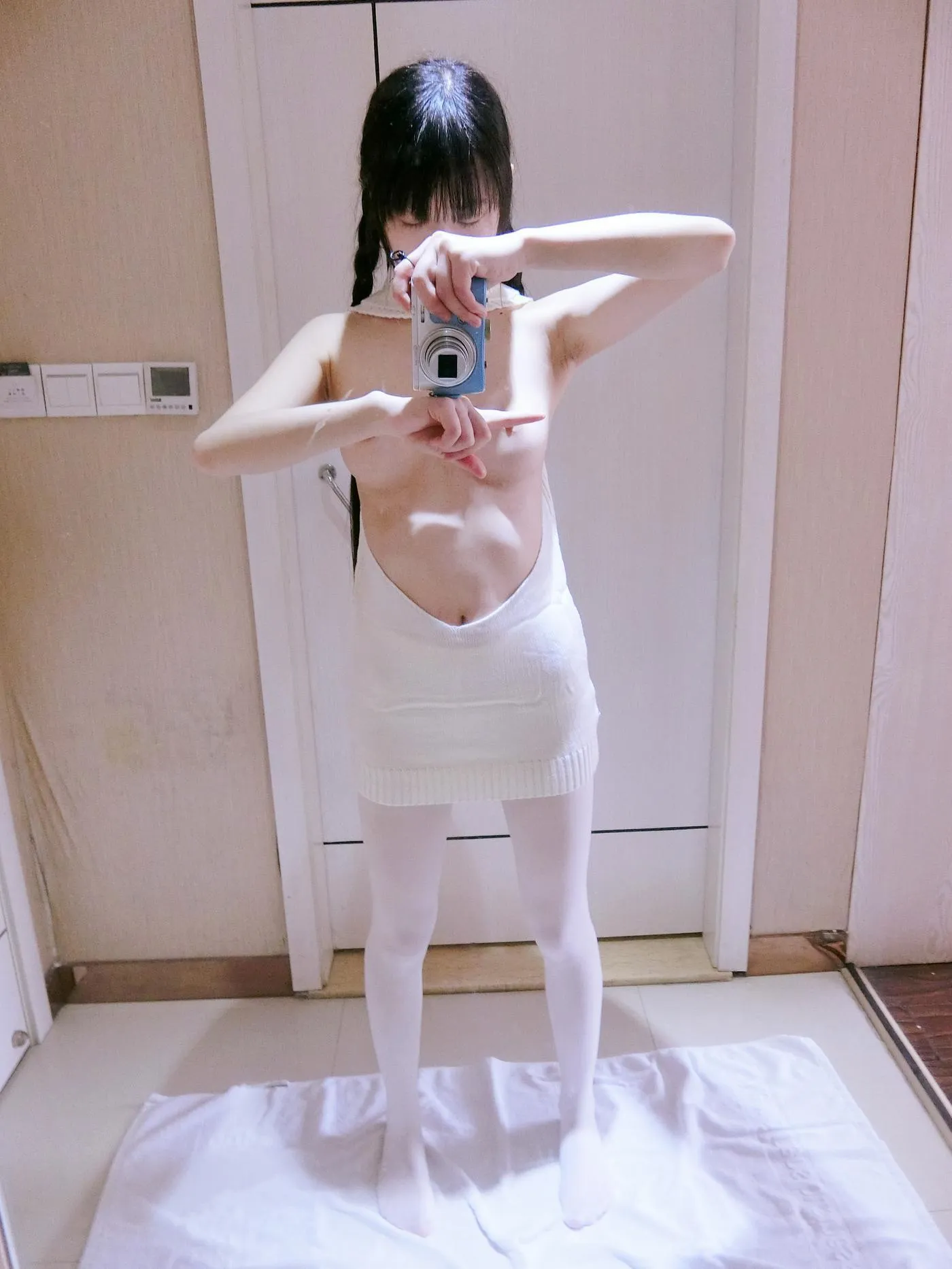 西尔酱 – NO.19 露背毛衣 [77P]插图