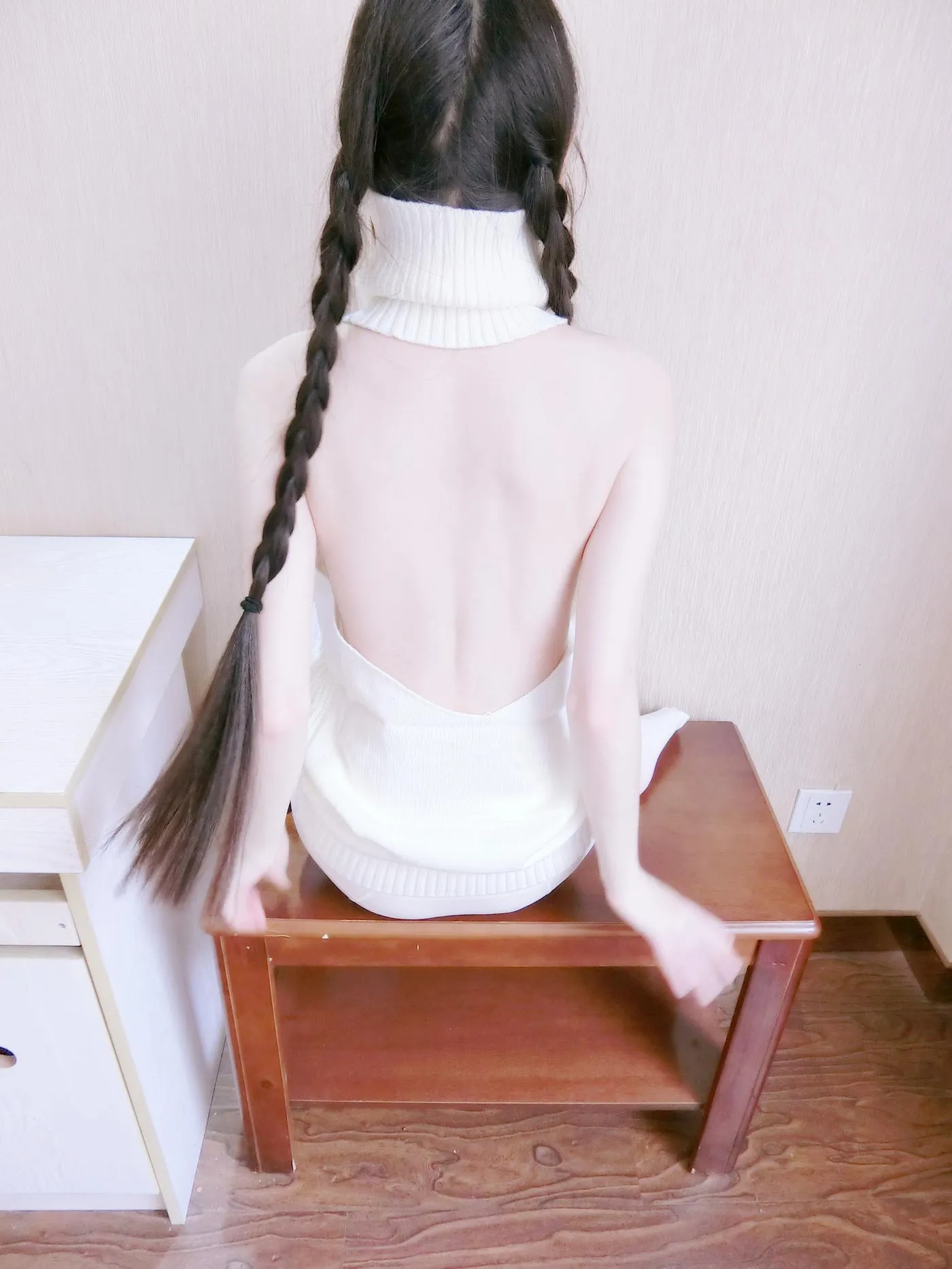 西尔酱 – NO.19 露背毛衣 [77P]插图4