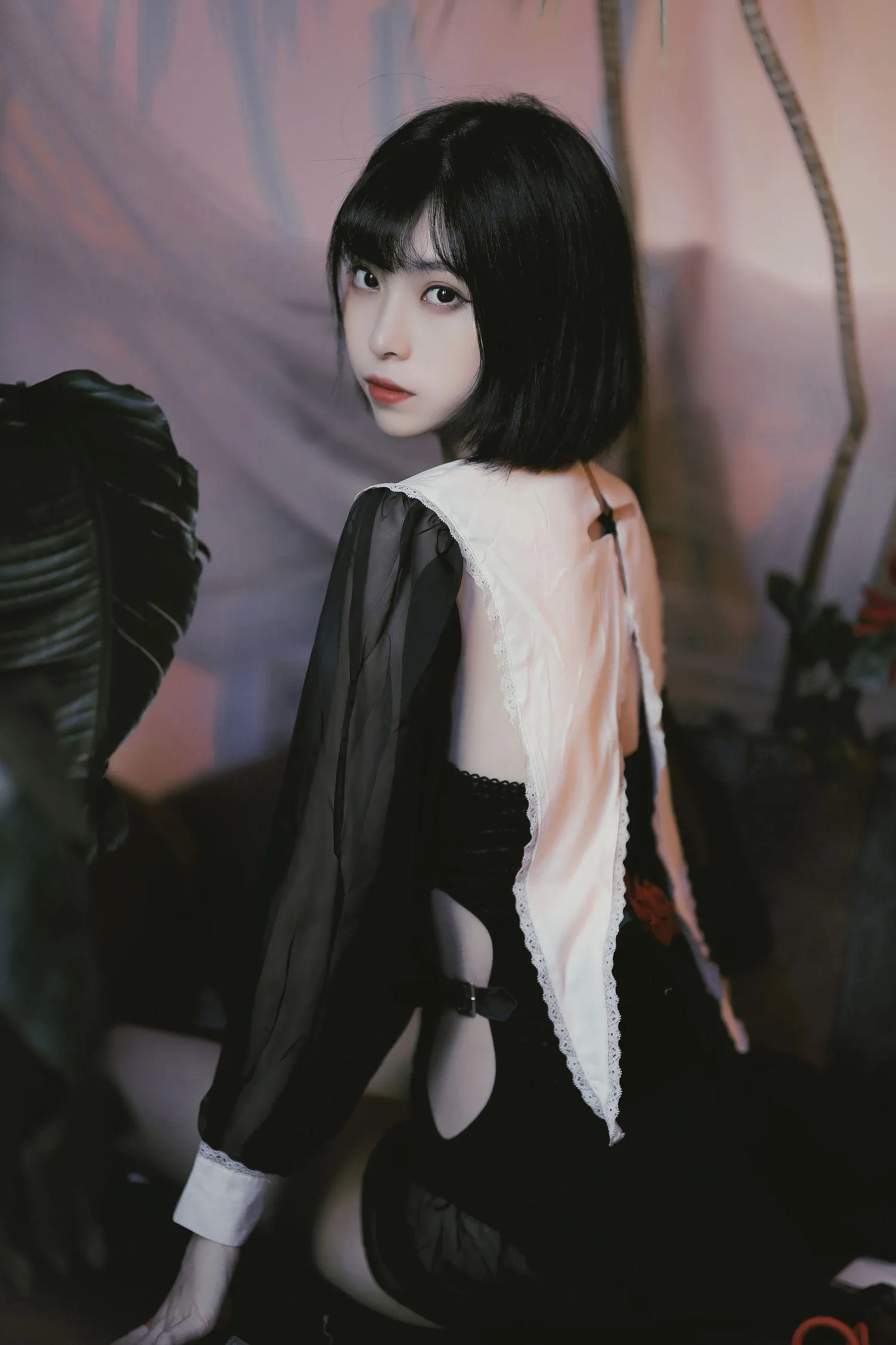 许岚LAN – NO.12 修女创作 红与黑 [37P]插图9