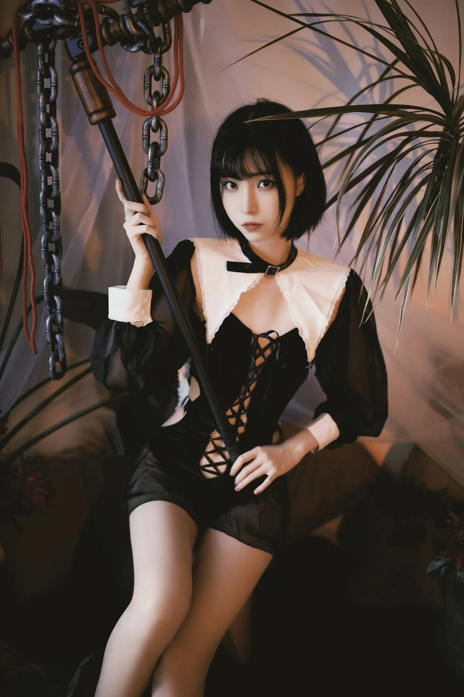 许岚LAN – NO.12 修女创作 红与黑 [37P]插图1