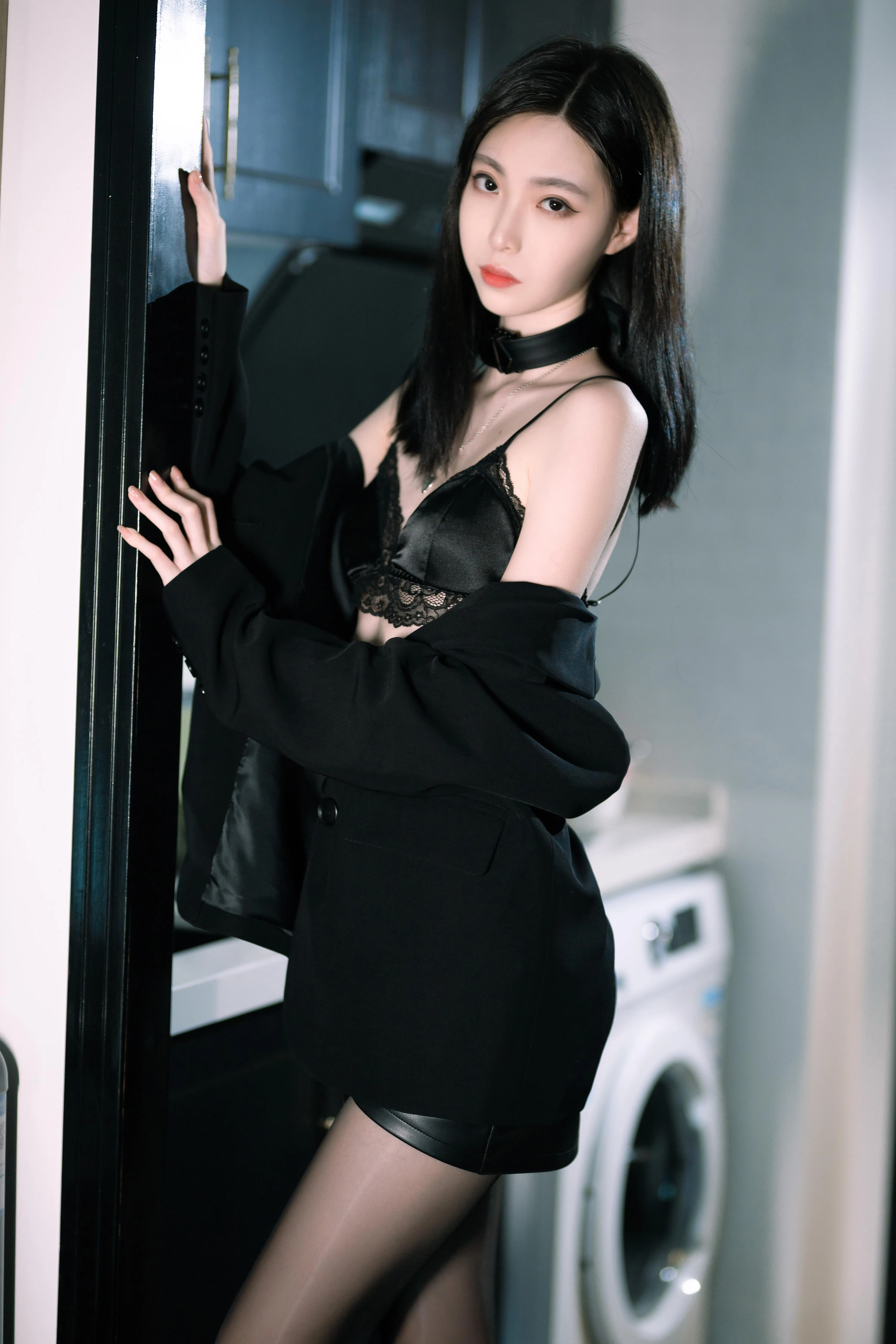 许岚LAN – NO.17 黑丝西装 [40P]插图2