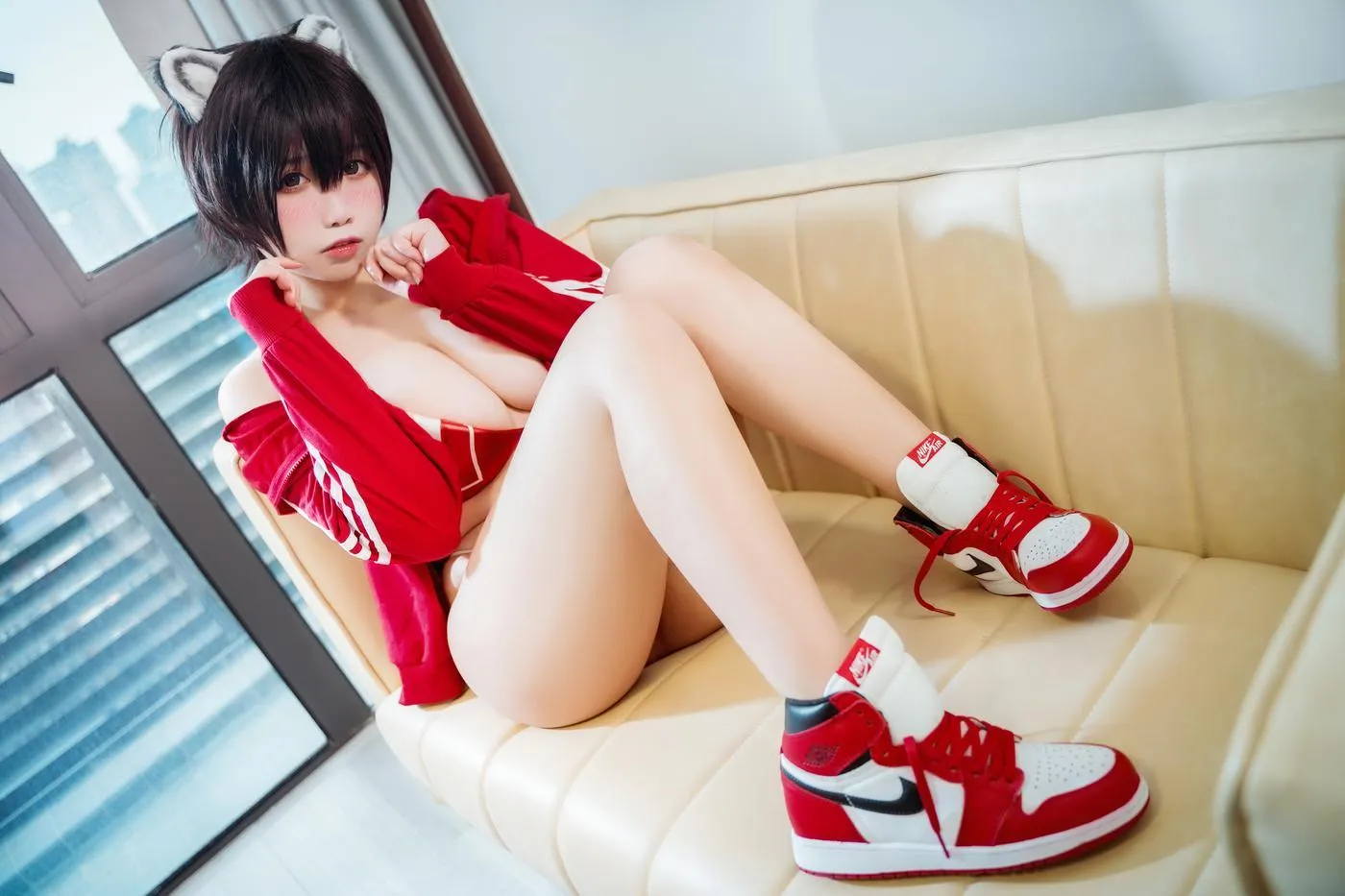 贞子蜜桃 – NO.13 碧蓝档案 春日椿 [25P]插图1