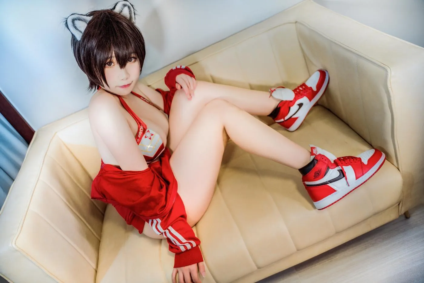 贞子蜜桃 – NO.13 碧蓝档案 春日椿 [25P]插图4