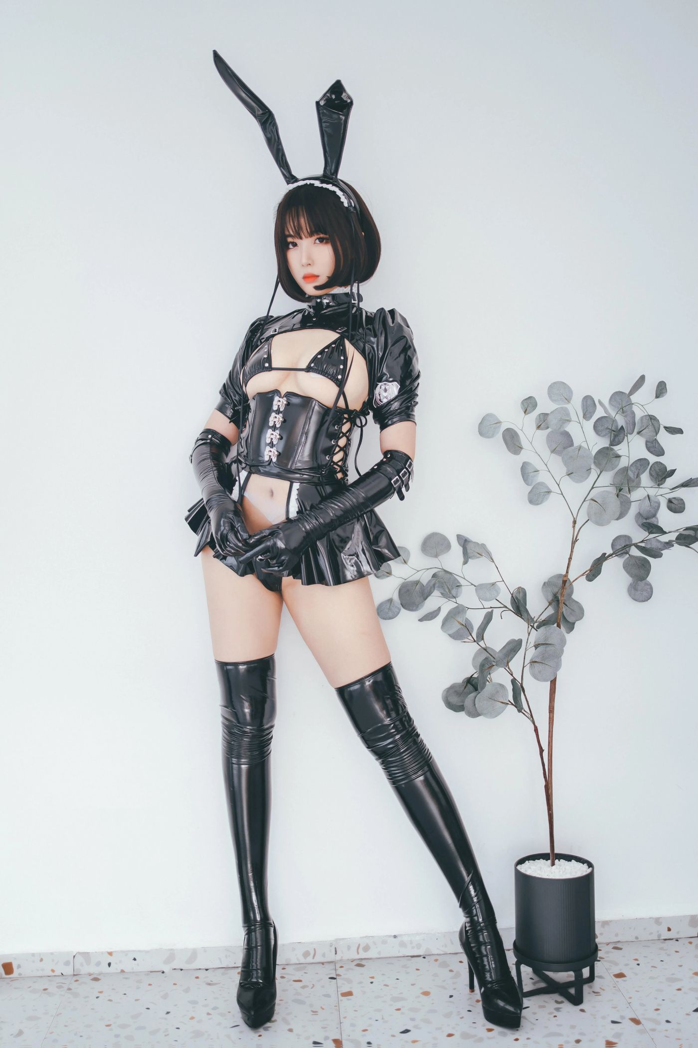 轩萧学姐 – NO.01 兔女郎女仆 [52P]插图3