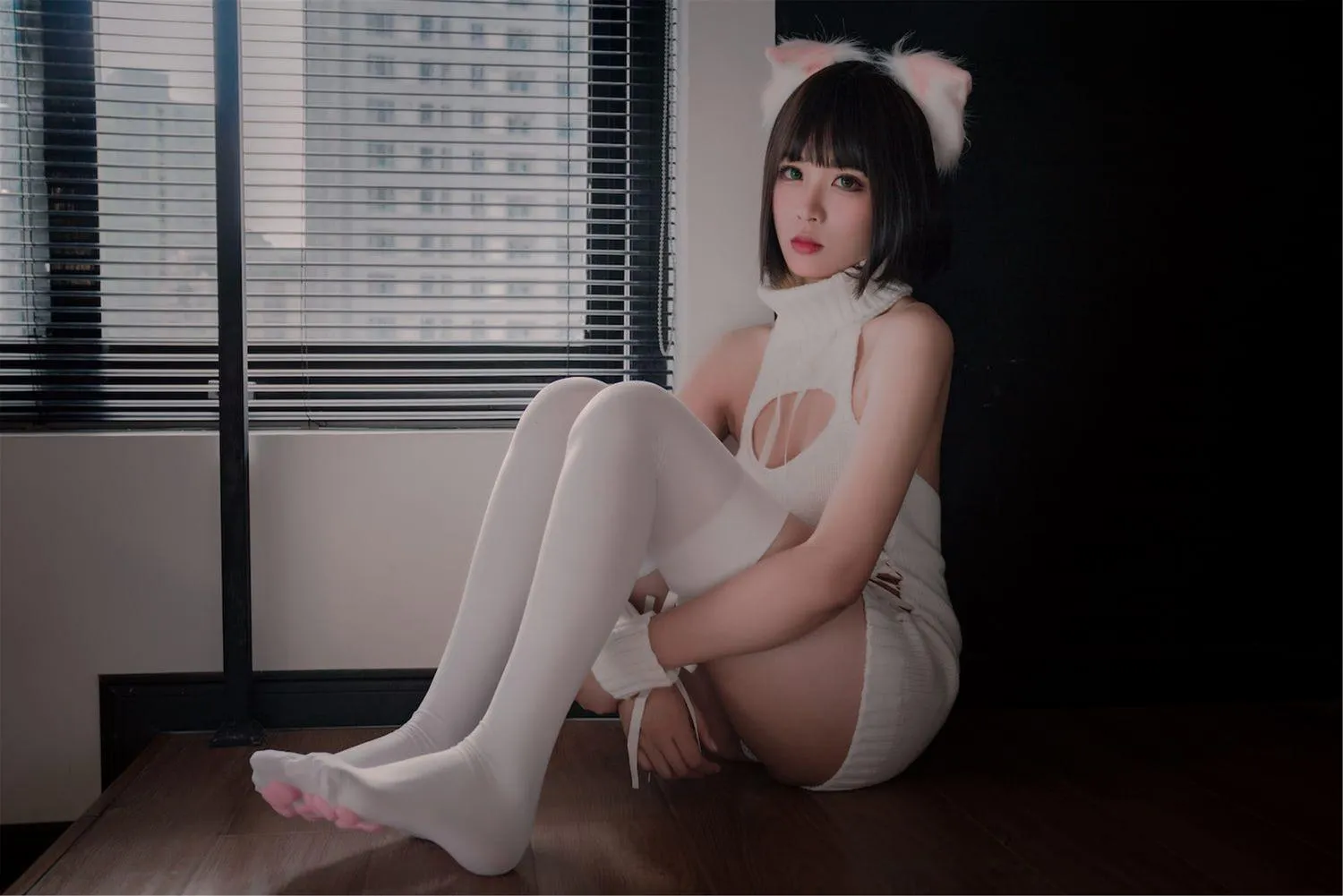 轩萧学姐 – NO.11 猫爪袜 [40P]插图4