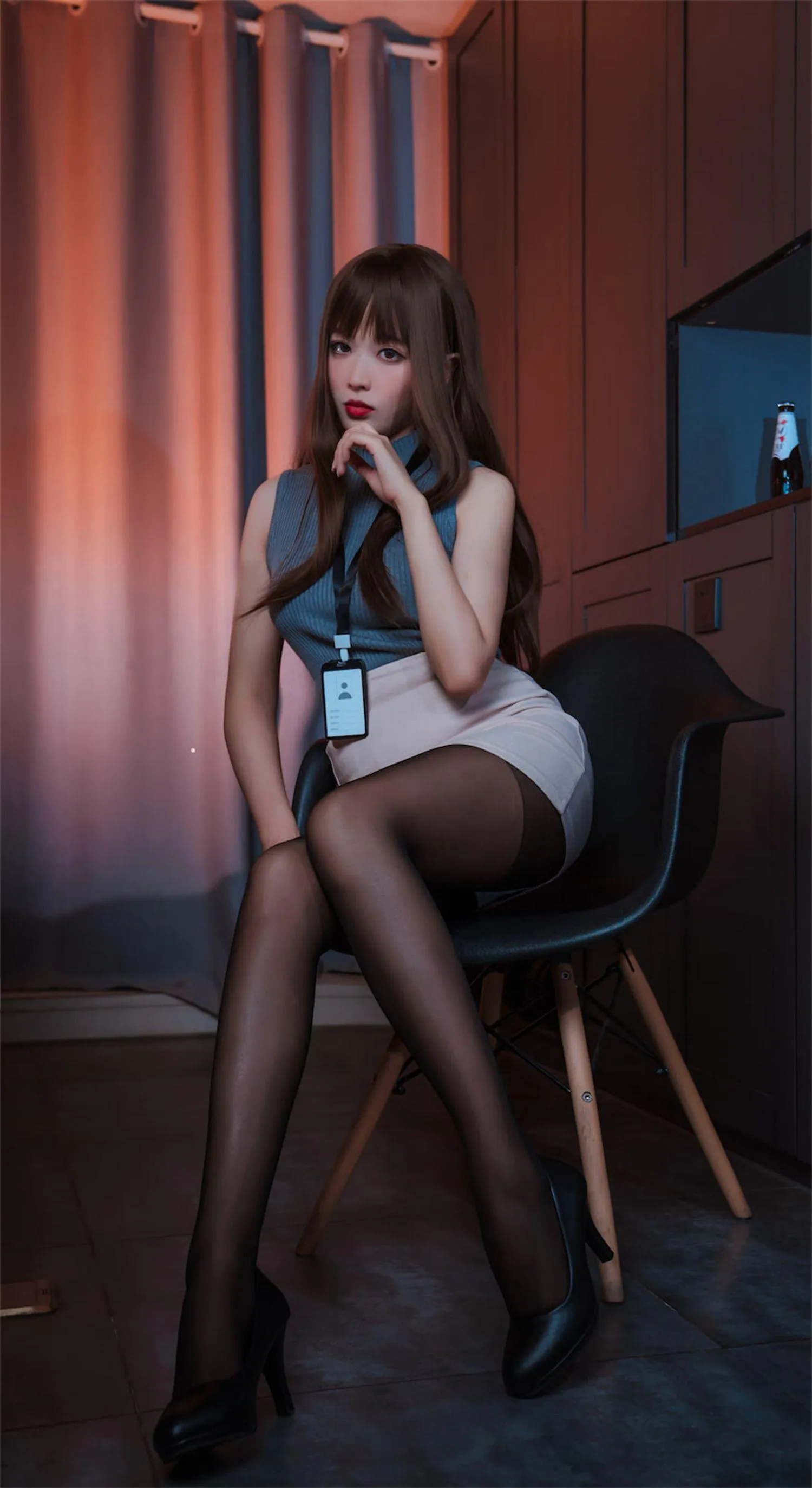 轩萧学姐 – NO.21 微醺喝醉了ol [57P]插图6