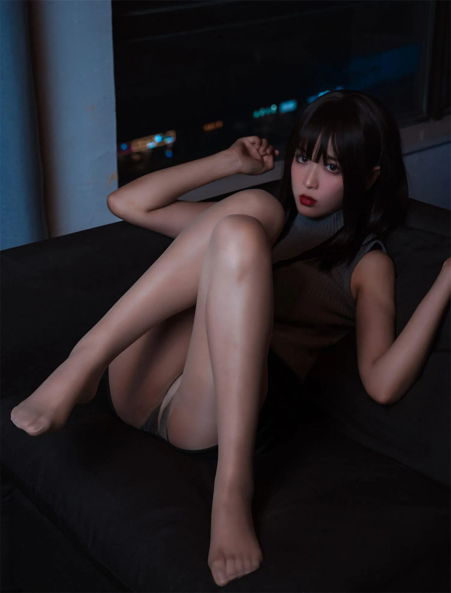 轩萧学姐 – NO.21 微醺喝醉了ol [57P]插图