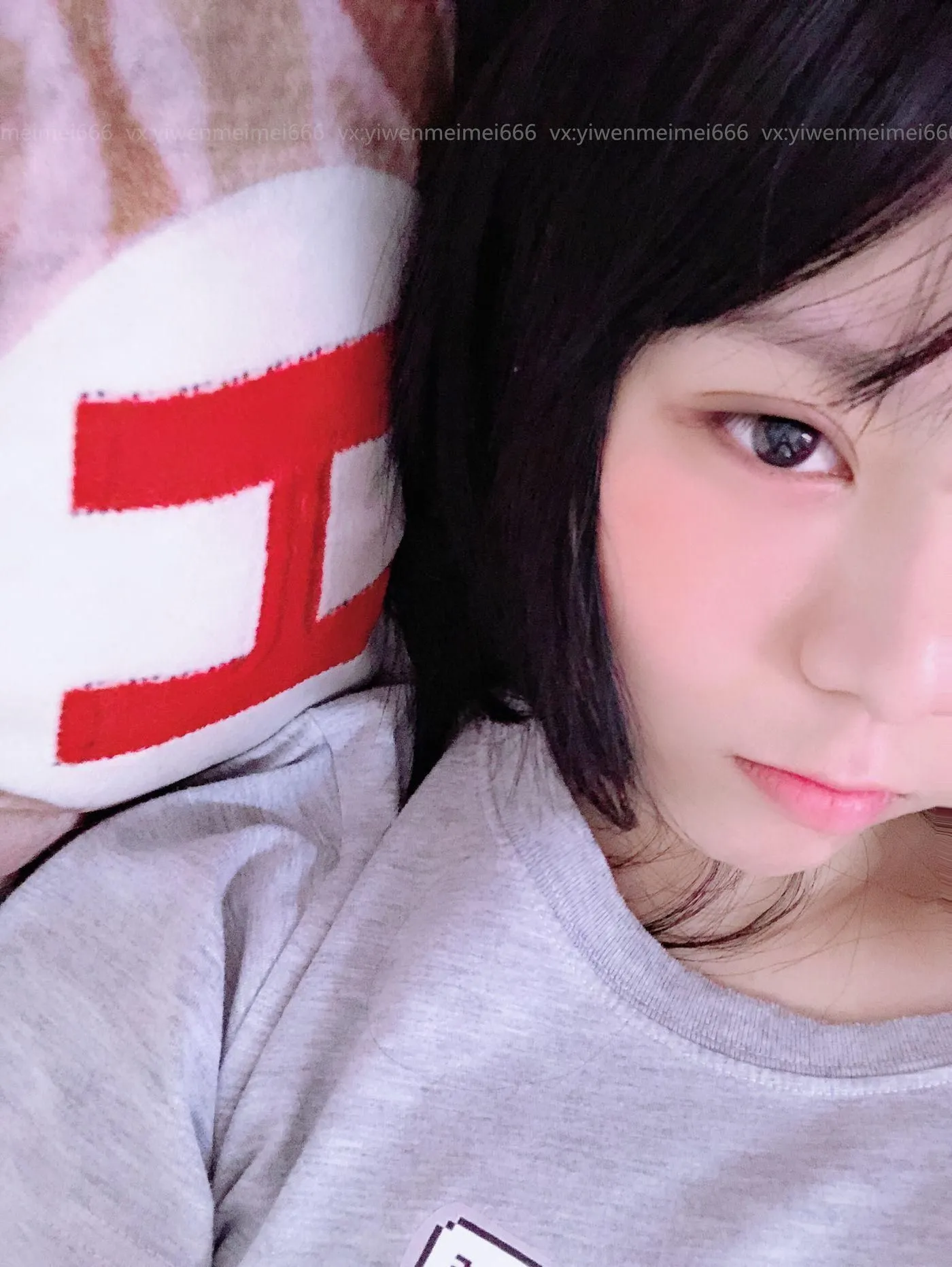 摇摇乐yoyo – NO.20 2018.12月福利 [131P]插图4