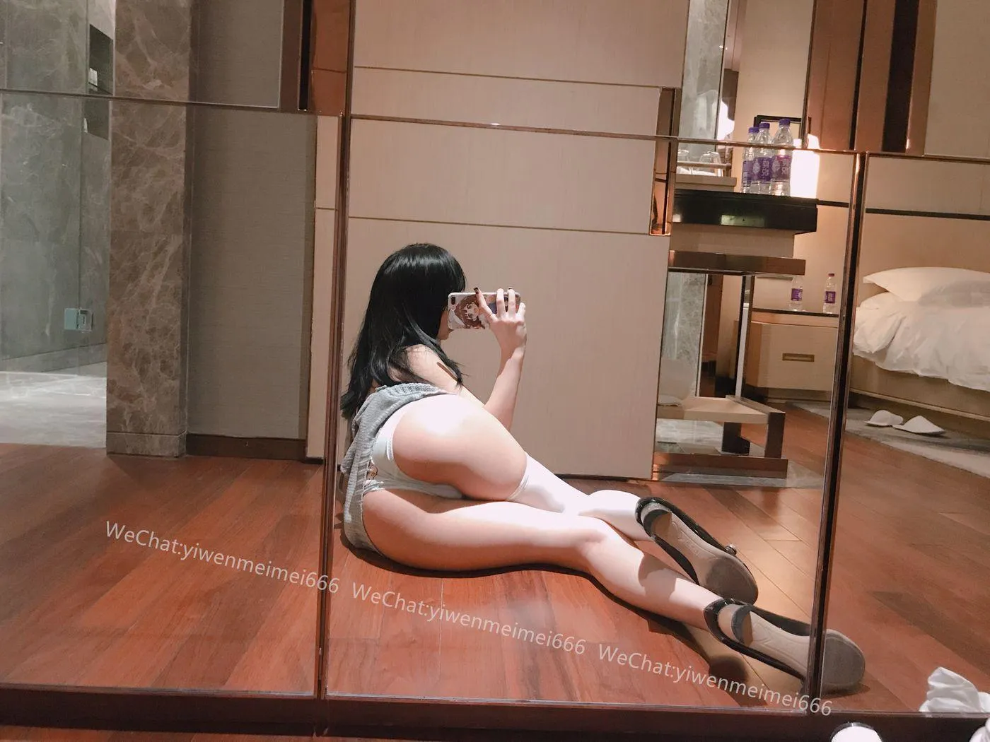 摇摇乐yoyo – NO.21 2019.03月福利 [138P]插图1