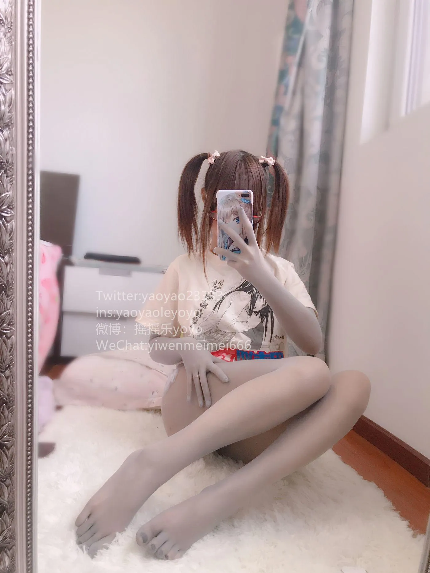 摇摇乐yoyo – NO.22 2019.04月福利-袜-灰白黑五指三色2 [22P]插图5