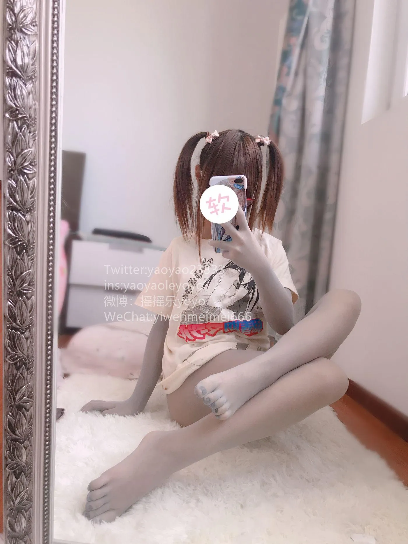 摇摇乐yoyo – NO.22 2019.04月福利-袜-灰白黑五指三色2 [22P]插图7
