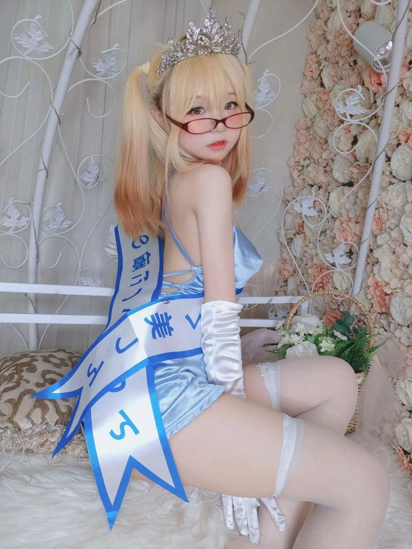 摇摇乐yoyo – NO.36 Fantia2022年01月-03月部分合集-2022-02-19  キラキラした色 [134P]插图1