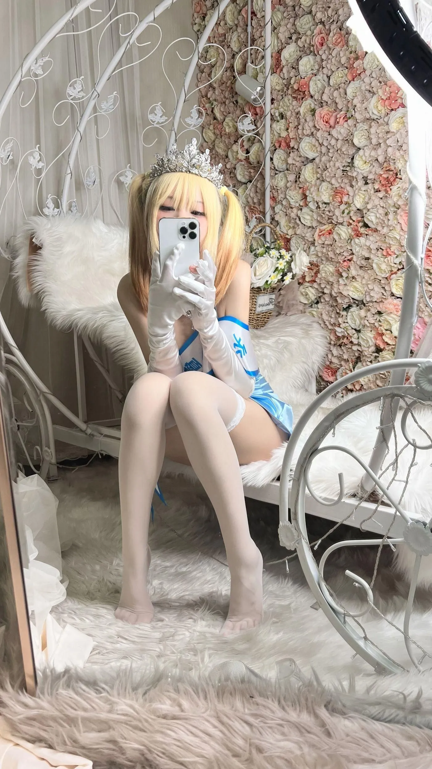 摇摇乐yoyo – NO.36 Fantia2022年01月-03月部分合集-2022-02-19  キラキラした色 [134P]插图