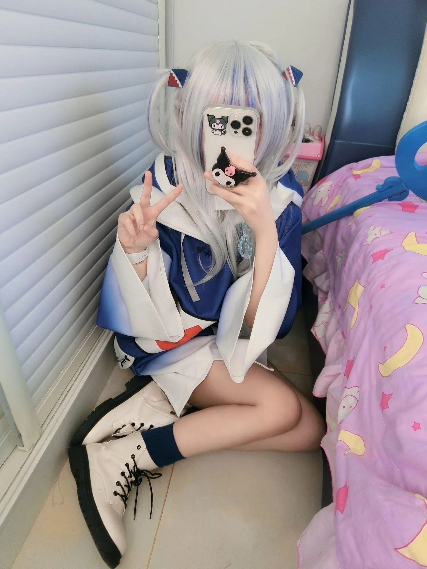 摇摇乐yoyo – NO.37 Fantia2022年04月-06月部分合集-2022-05-17 がうる・ぐら① – 2022-05-30 がうる・ぐら⑩-2022-05-17 がうる・ぐら① [15P]插图1