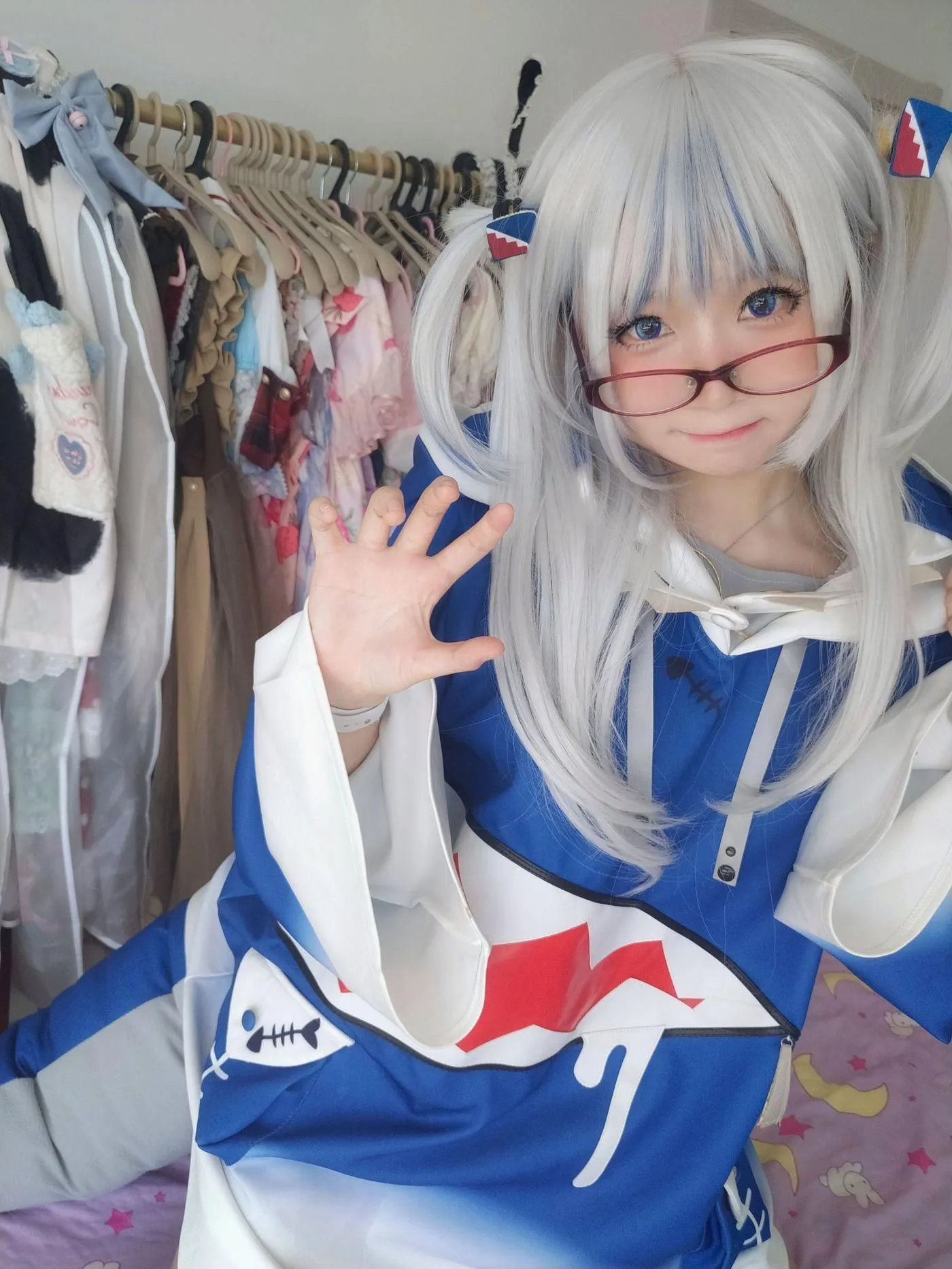 摇摇乐yoyo – NO.37 Fantia2022年04月-06月部分合集-2022-05-17 がうる・ぐら① – 2022-05-30 がうる・ぐら⑩-2022-05-17 がうる・ぐら① [15P]插图2
