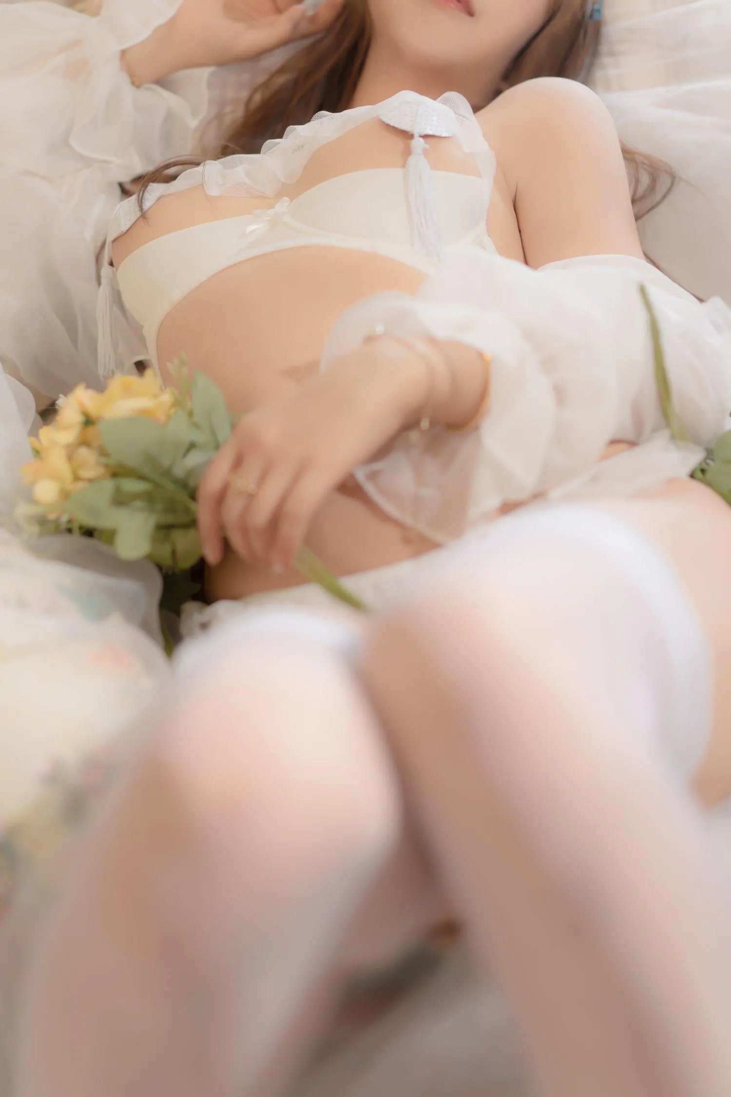 过期米线线喵 – NO.102 坠落天使 [64P]插图