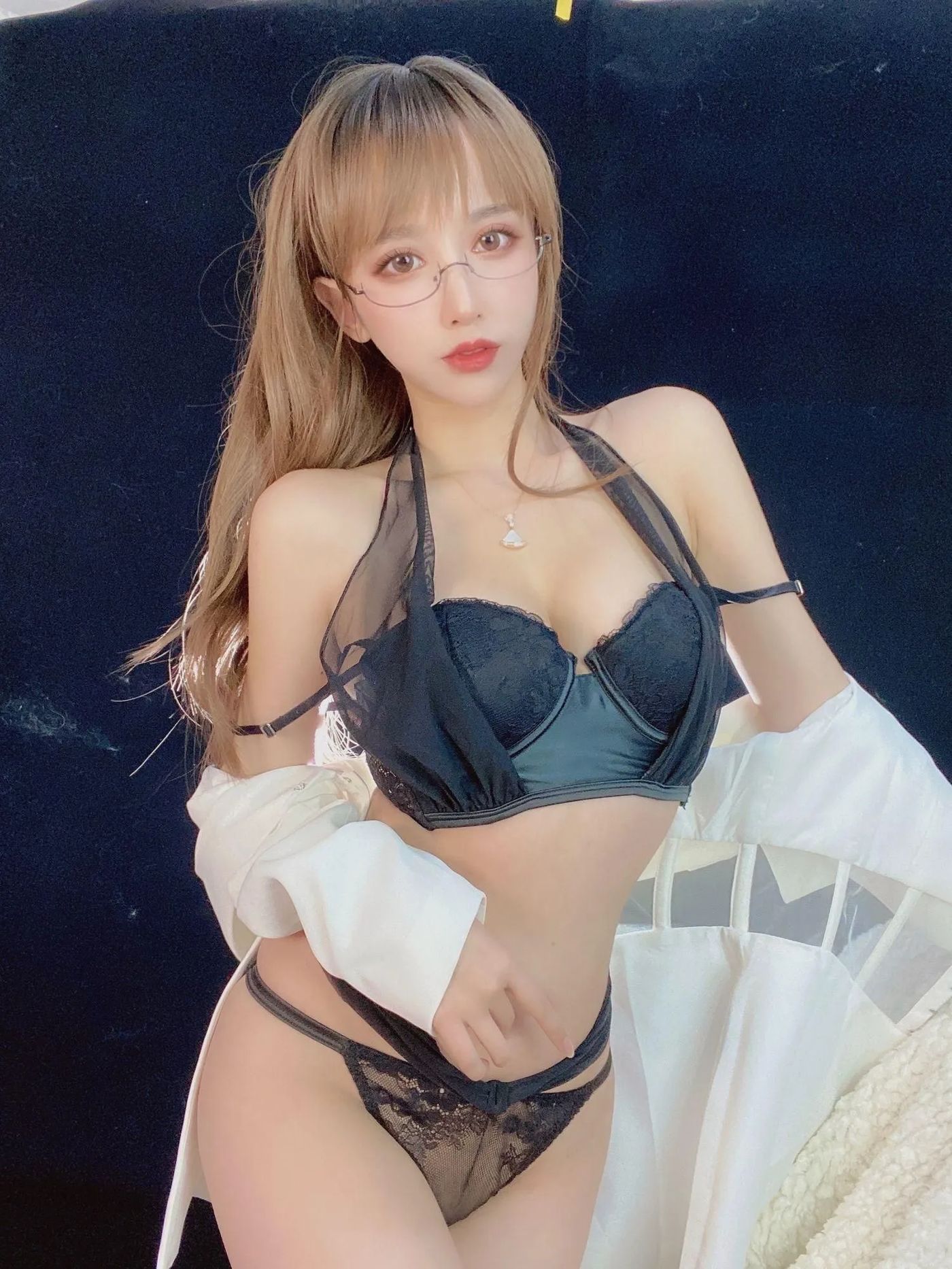 过期米线线喵 – NO.112 朱砂痣 [30P]插图8