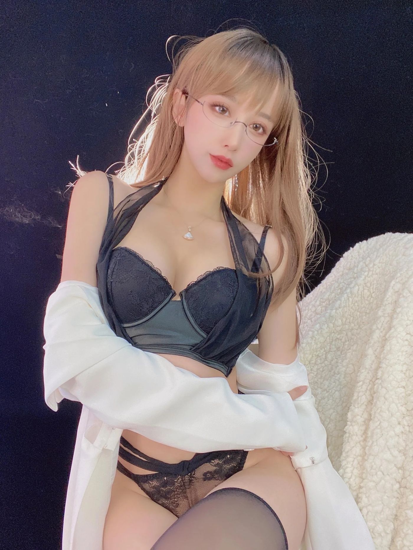 过期米线线喵 – NO.112 朱砂痣 [30P]插图