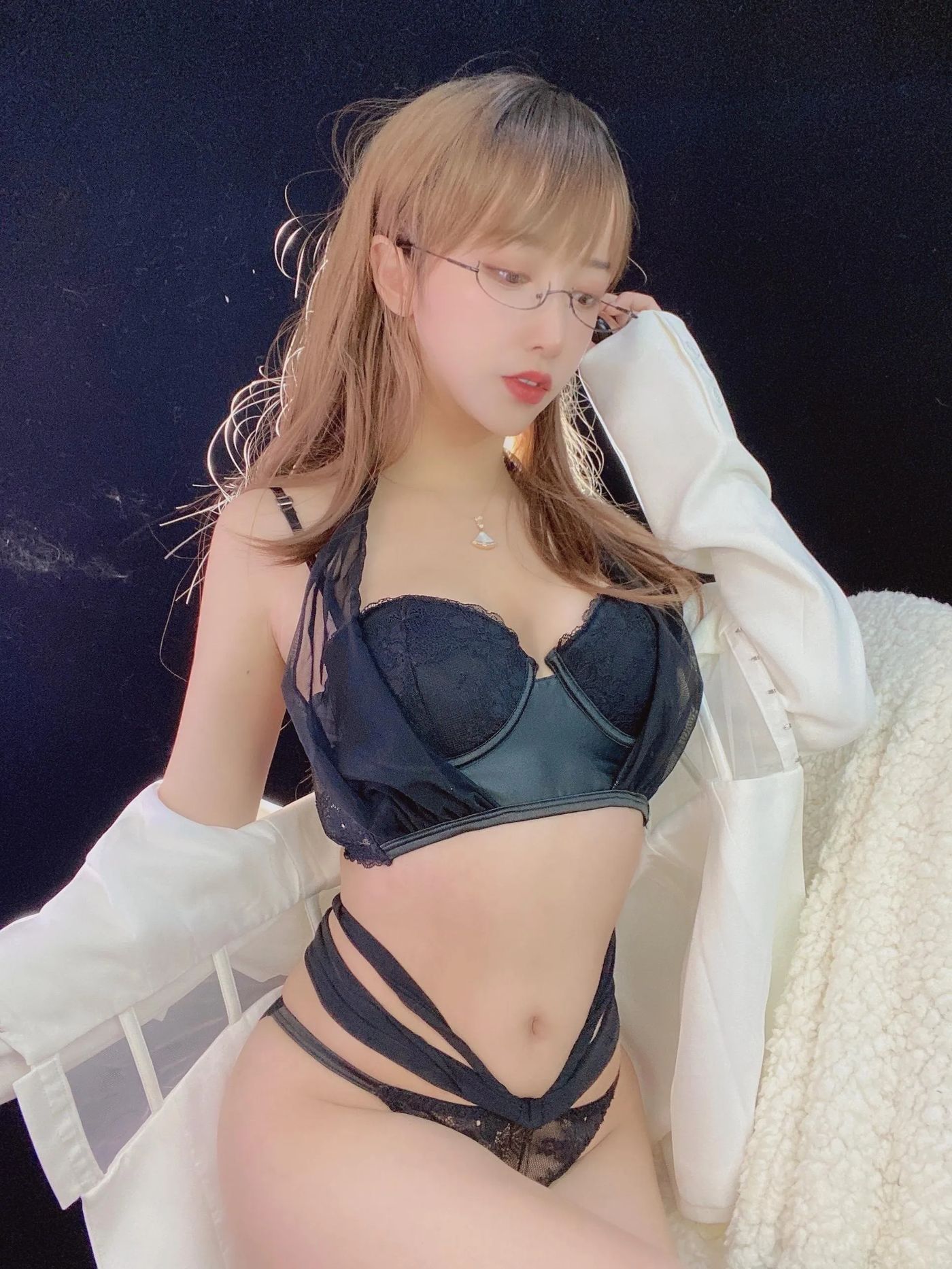 过期米线线喵 – NO.112 朱砂痣 [30P]插图3