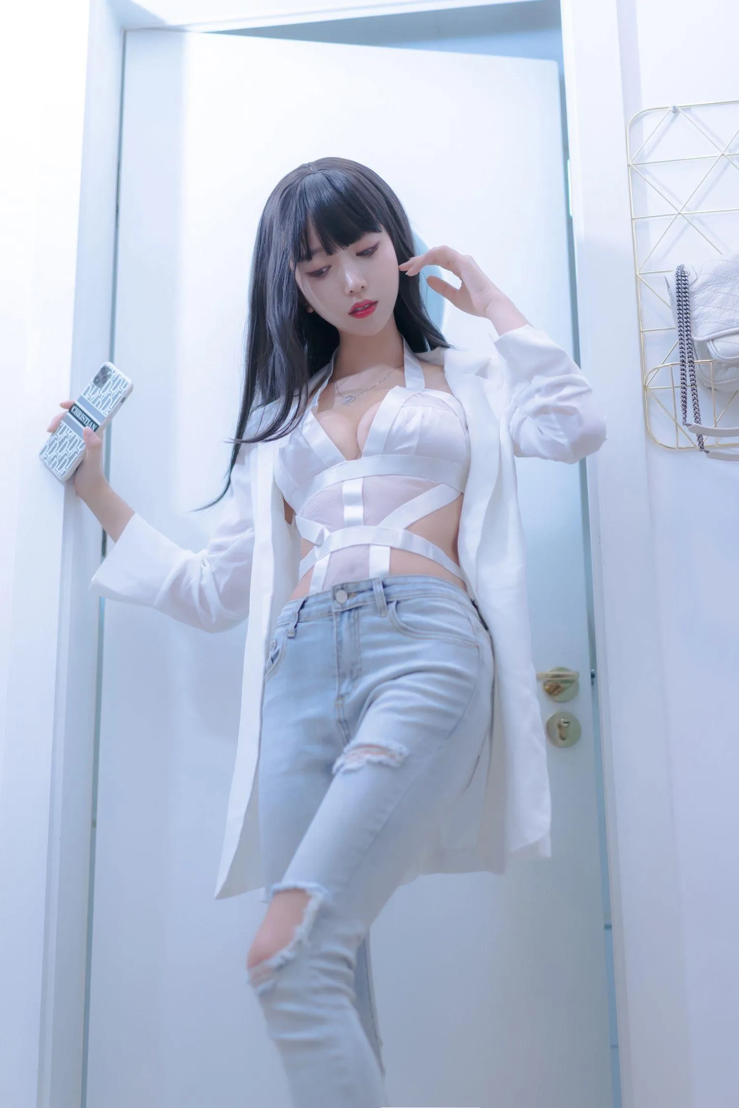 过期米线线喵 – NO.118 米线的周末 [75P]插图2