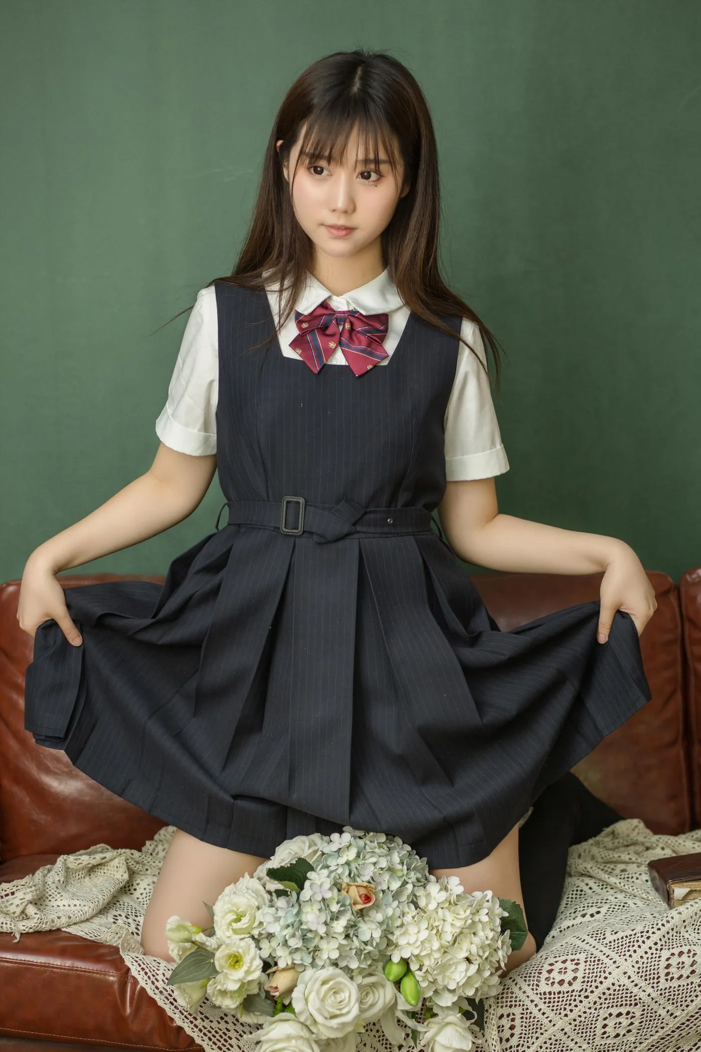 镜酱 – NO.02 不知梦 制服 [38P]插图