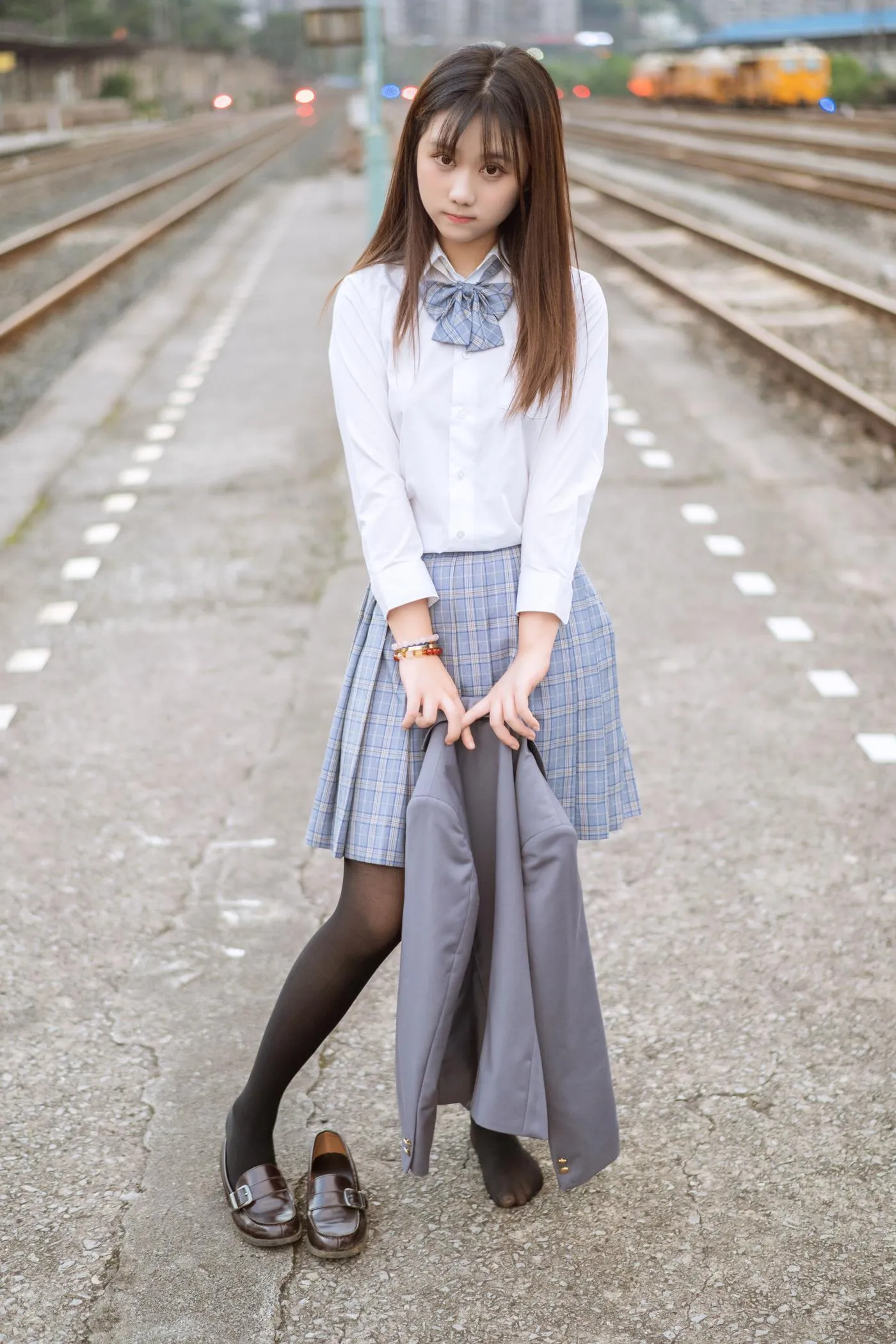 镜酱 – NO.09 私奔 制服 [30P]插图4