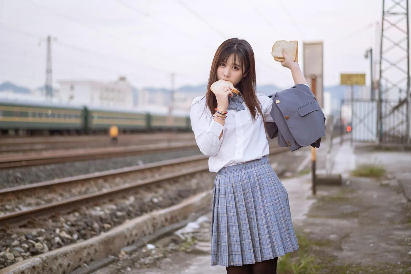 镜酱 – NO.09 私奔 制服 [30P]插图7