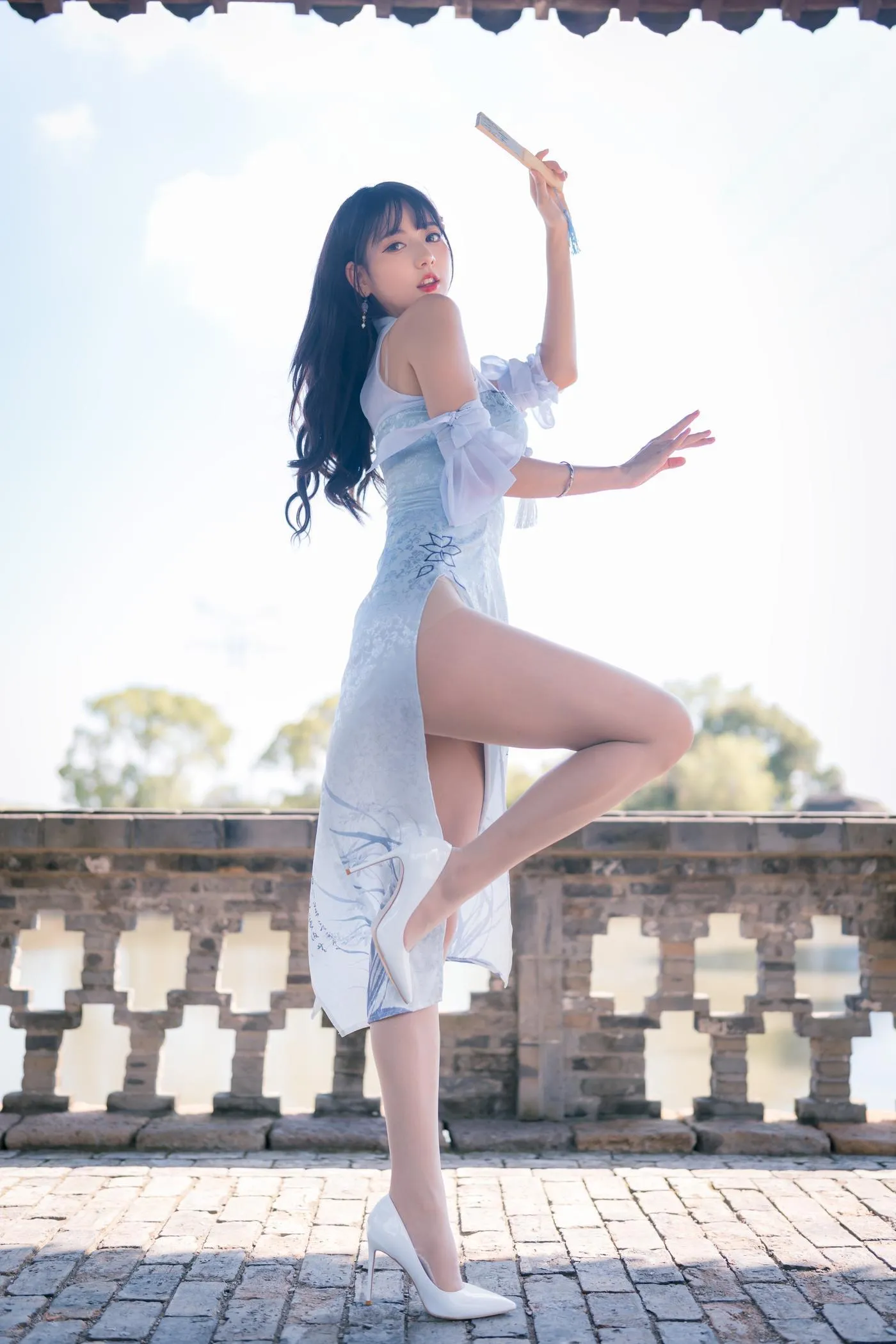 陆卿卿 – NO.09 蓝色旗袍 [24P]插图3