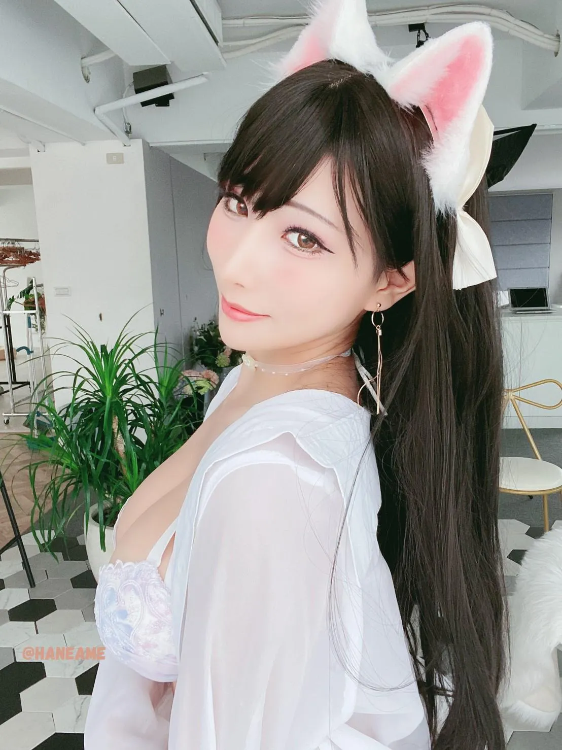 雨波【Haneholic】PET GF_BOOK_寵物女友寫真書-0.【SELFIE VIDEO】PETGF_自拍影片系列女友-SELFIE [68P]插图7