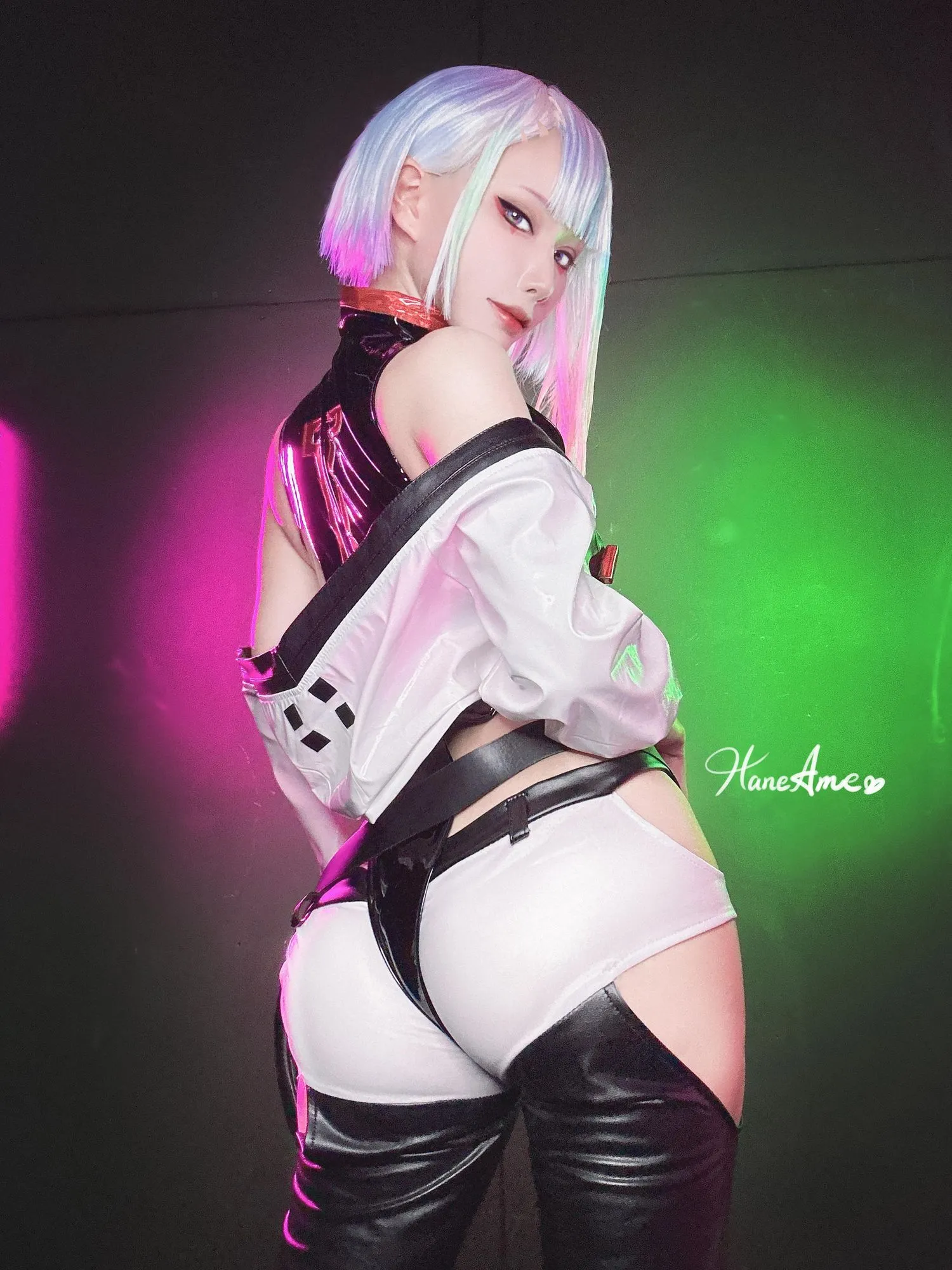 雨波_HaneAme 2022年10月新品订阅 (4套 视频) -Cyberpunk _ Lucy [28P]插图7