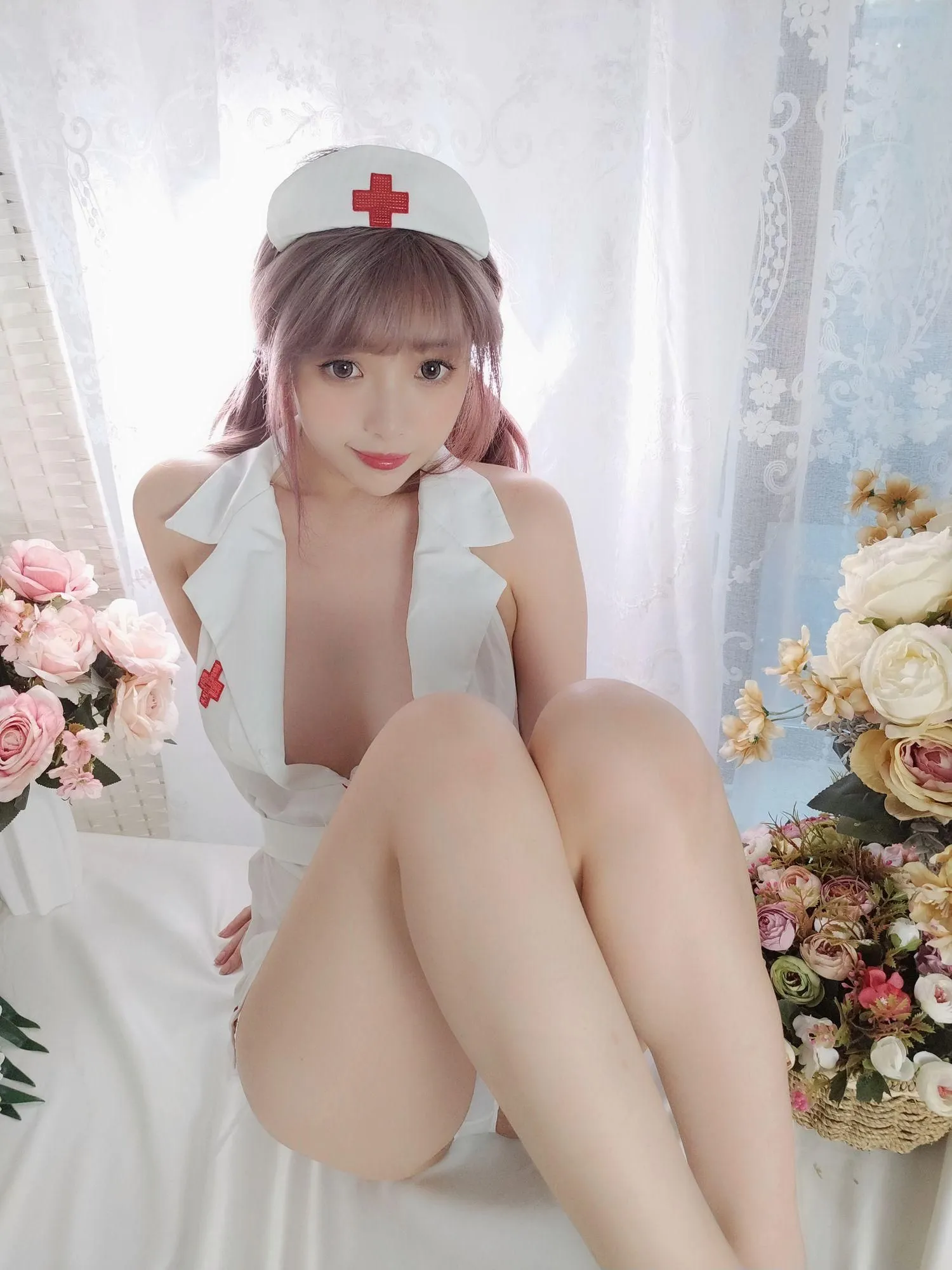 雯妹不讲道理 – NO.40 八月套餐-护士 [44P]插图1
