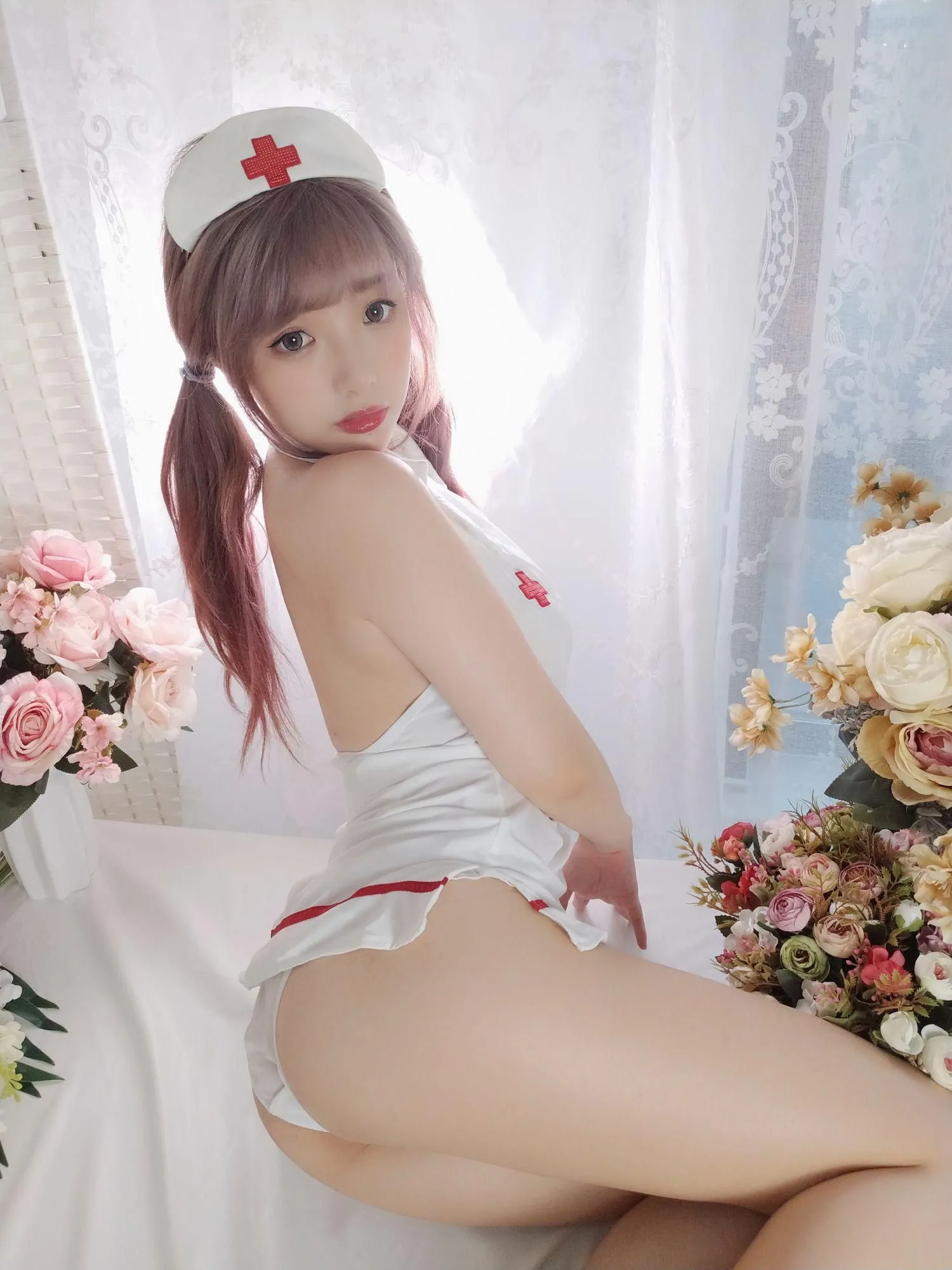 雯妹不讲道理 – NO.40 八月套餐-护士 [44P]插图2