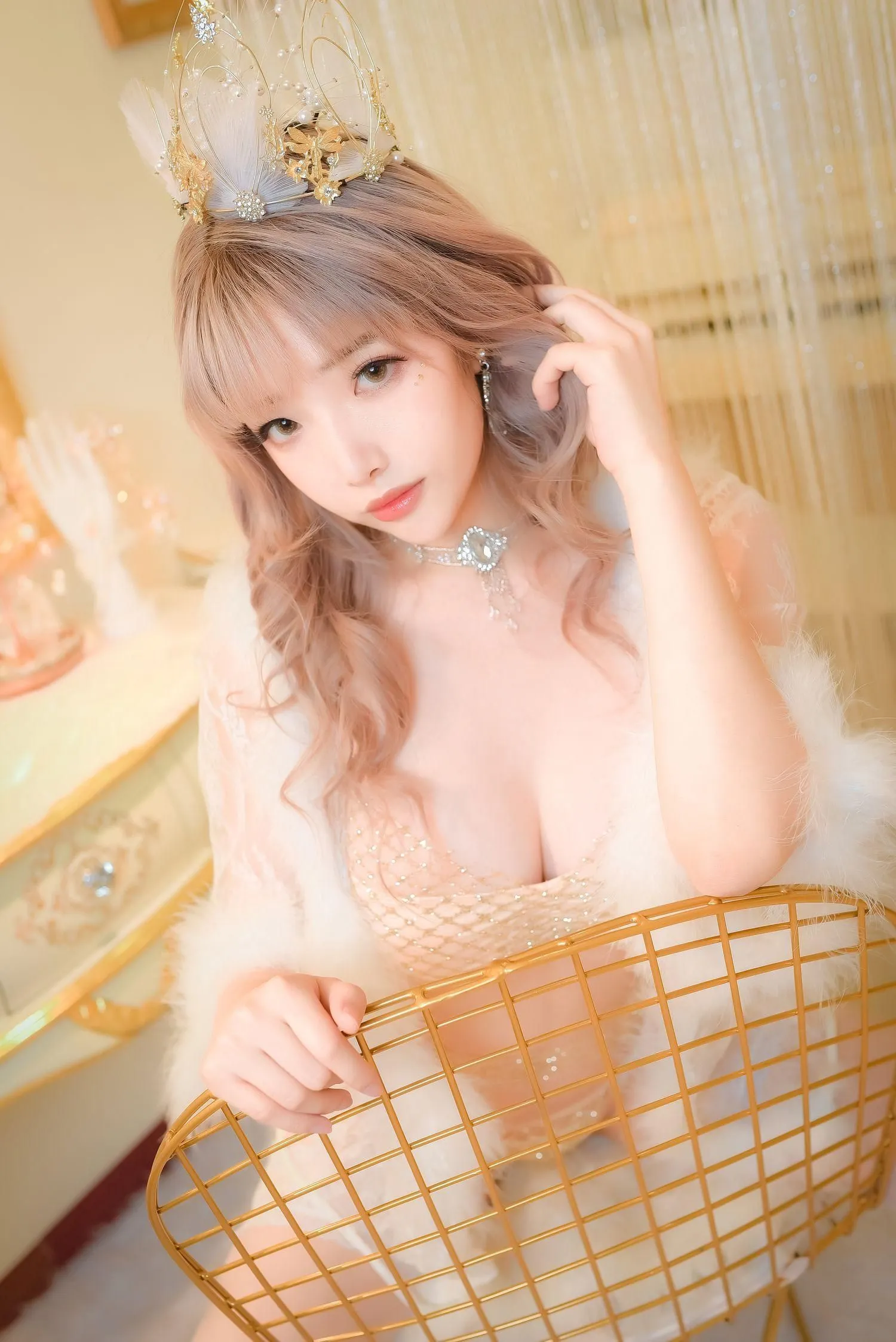 雯妹不讲道理 – NO.41 金闪闪 [30P]插图6