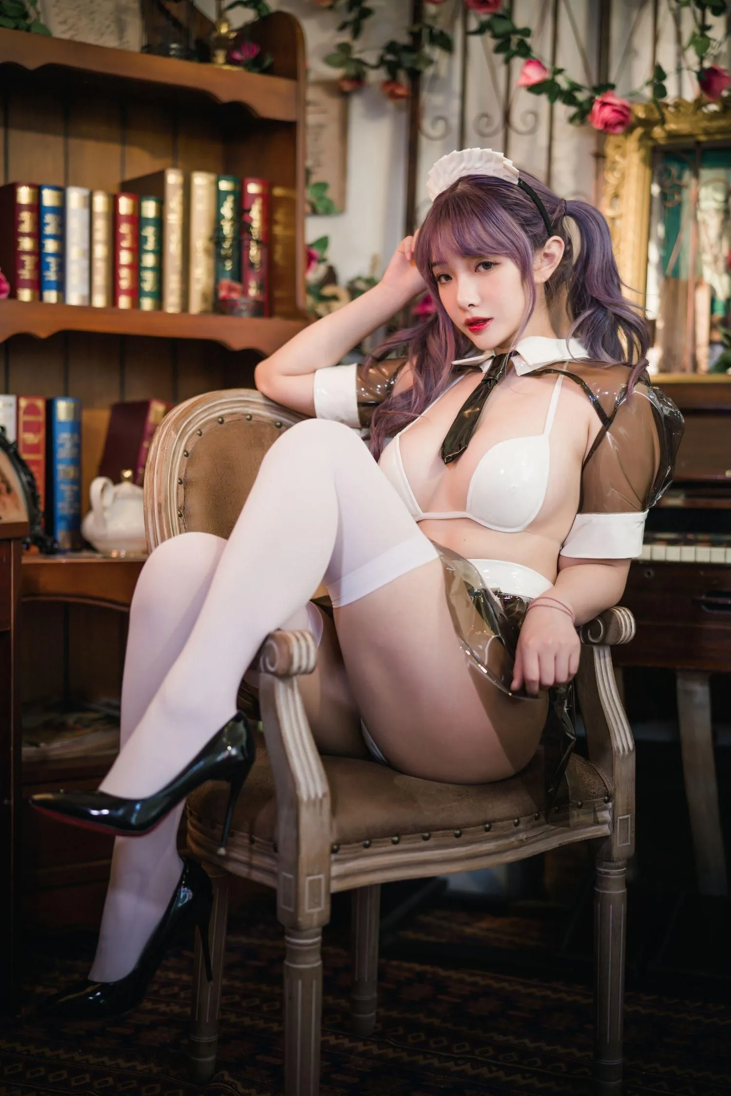 雯妹不讲道理 – NO.47 透明皮衣女仆 [18P]插图1