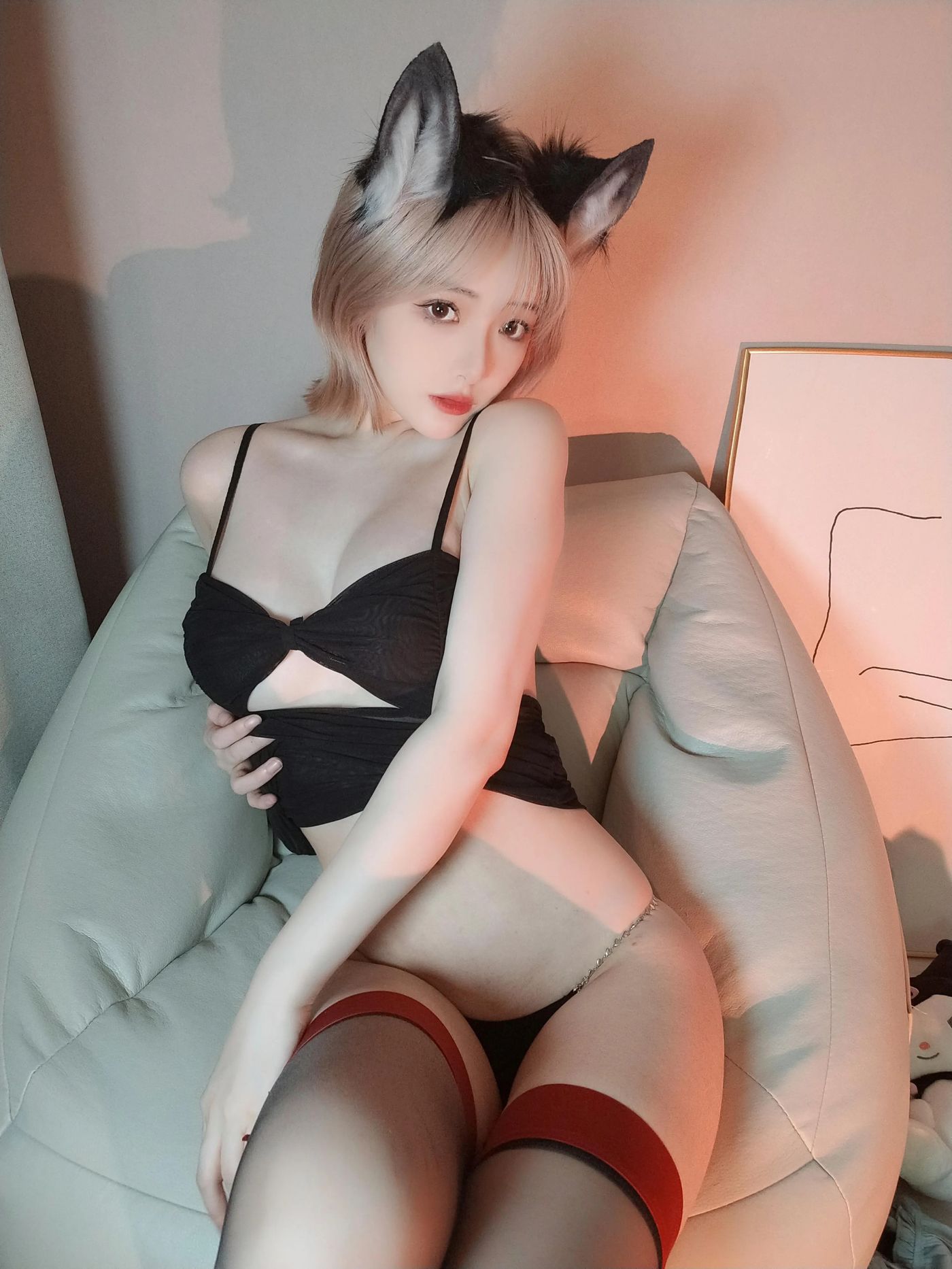 雯妹不讲道理 – NO.64 三月大礼包-红边黑丝 [41P]插图1