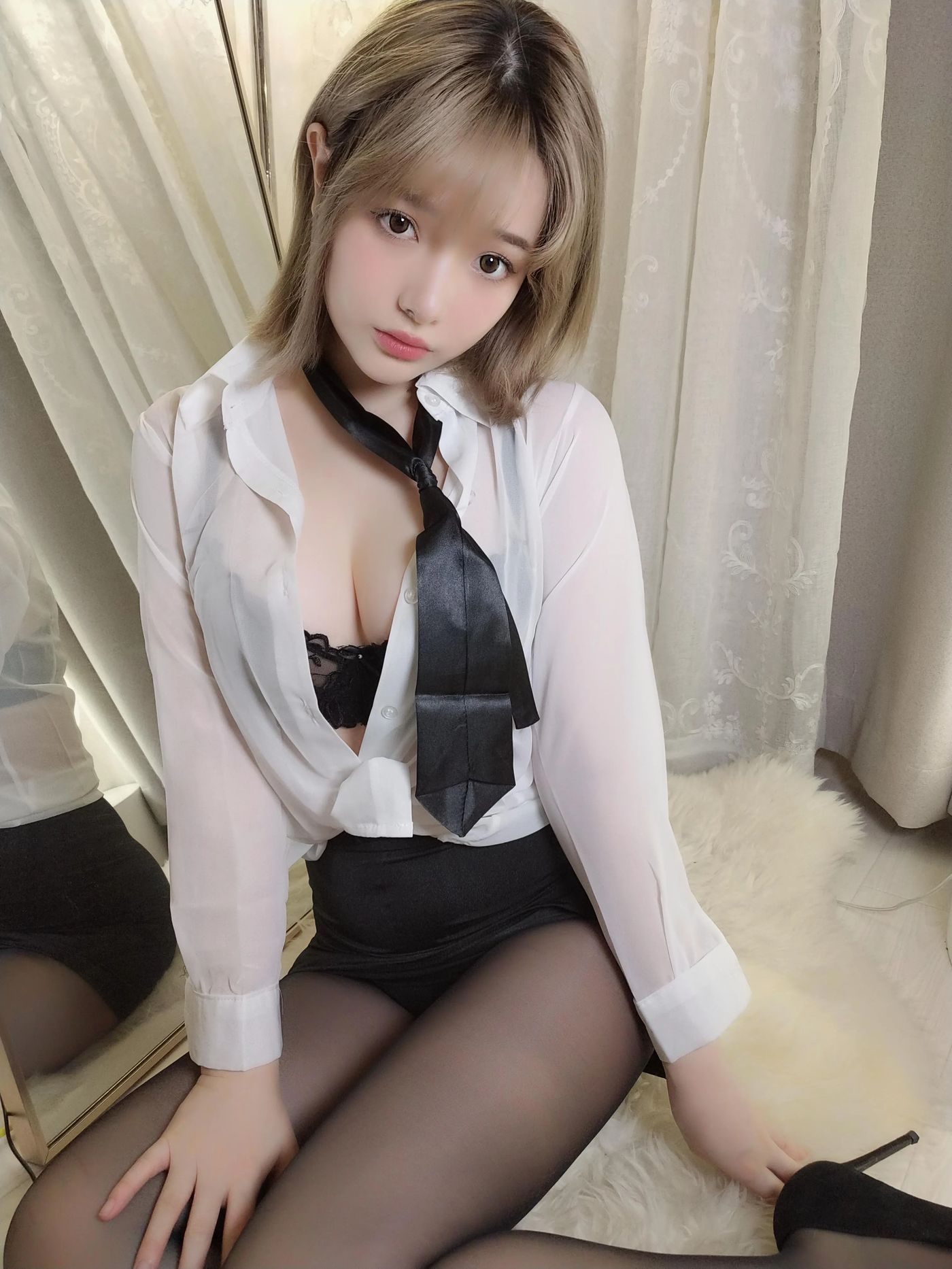 雯妹不讲道理 – NO.70《520特辑豪华版》白衬衫 [30P]插图5