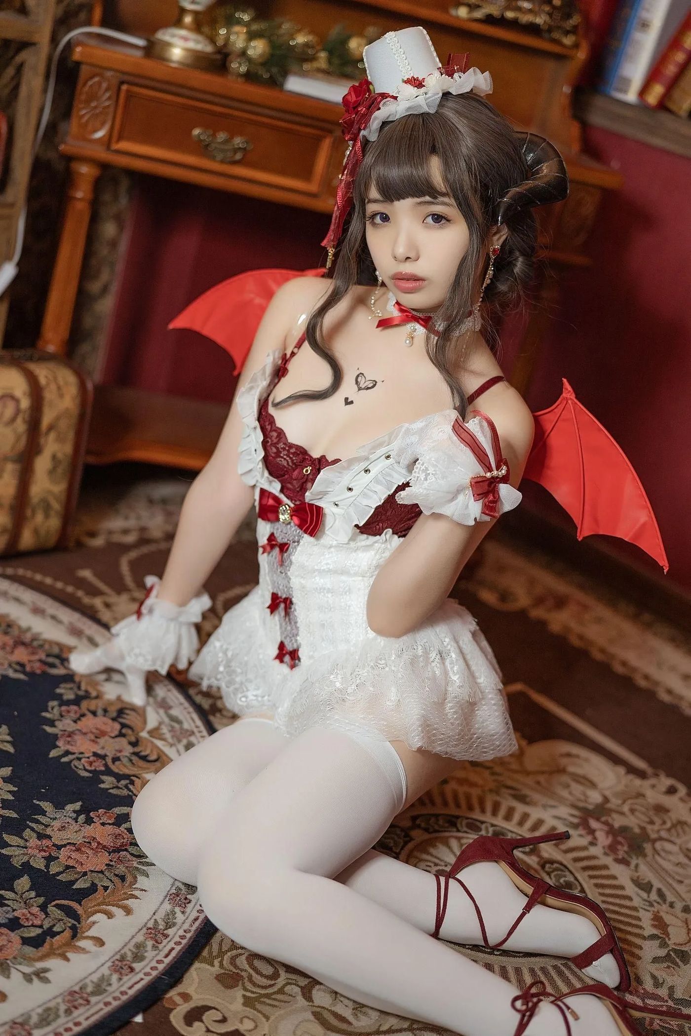 NO.15 雯妹不讲道理-魅魔本-图片-Elegant devil [35P]插图2