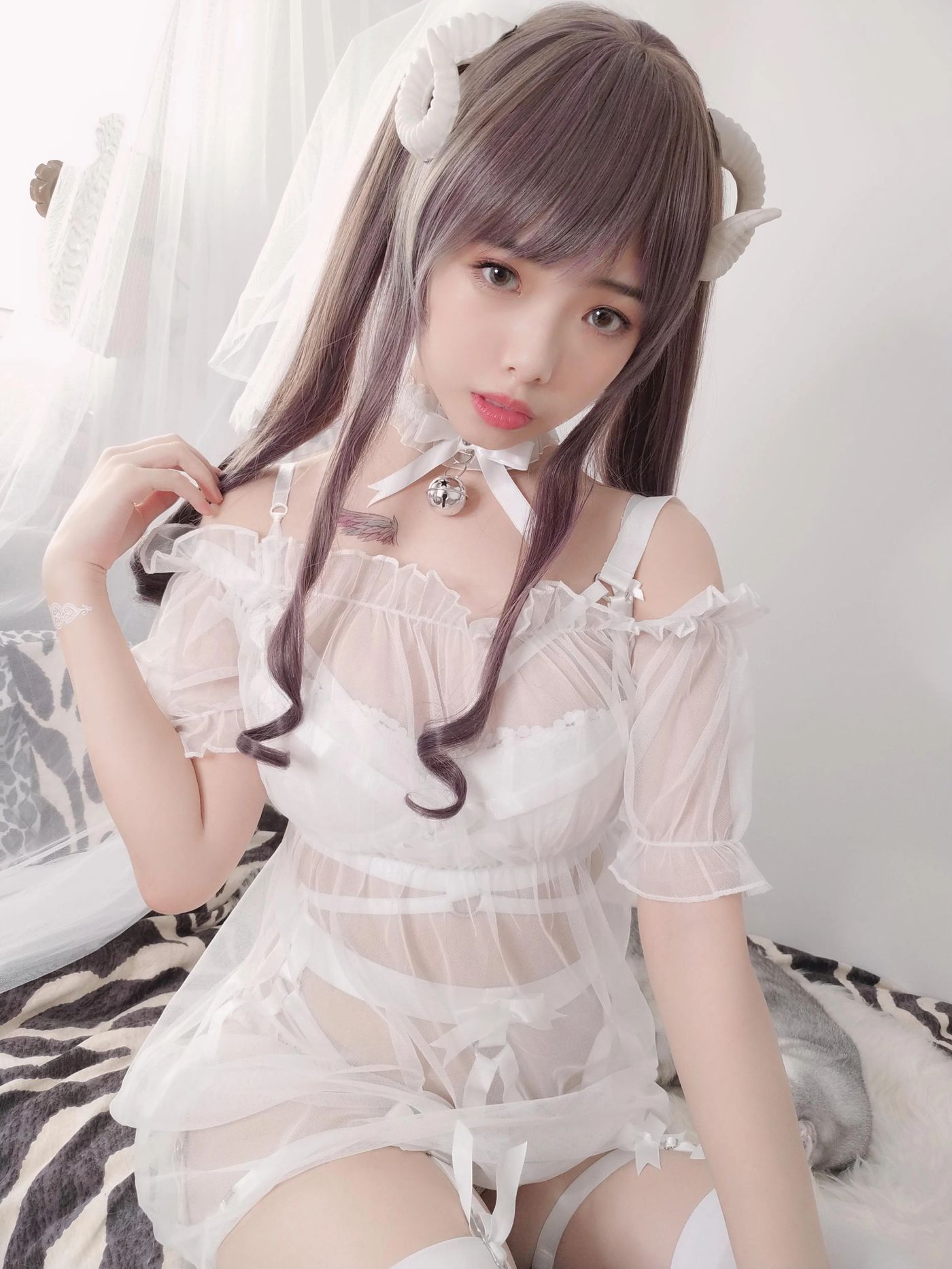 NO.16 雯妹不讲道理-绵羊白色绑带 [42P]插图8