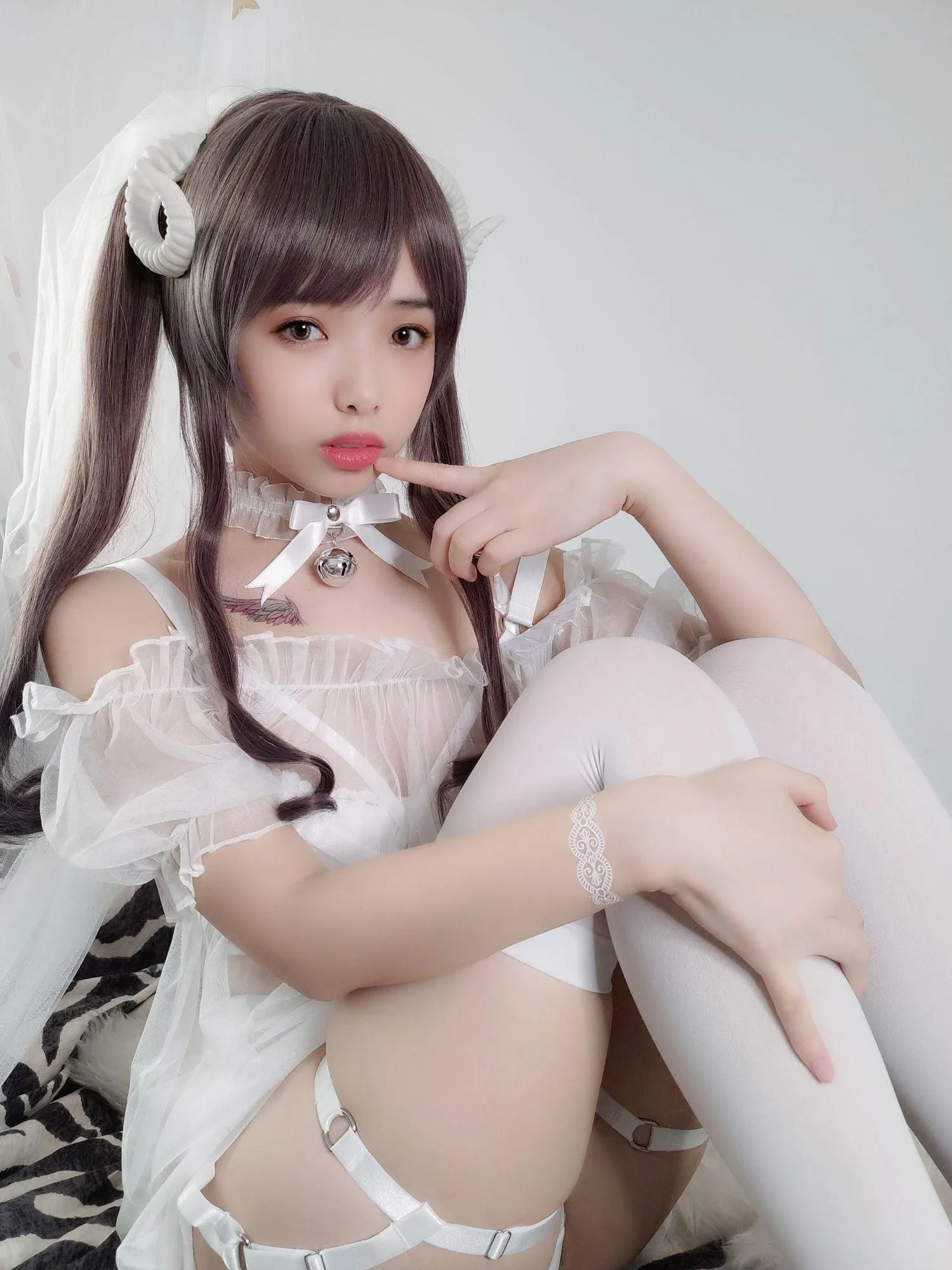 NO.16 雯妹不讲道理-绵羊白色绑带 [42P]插图6