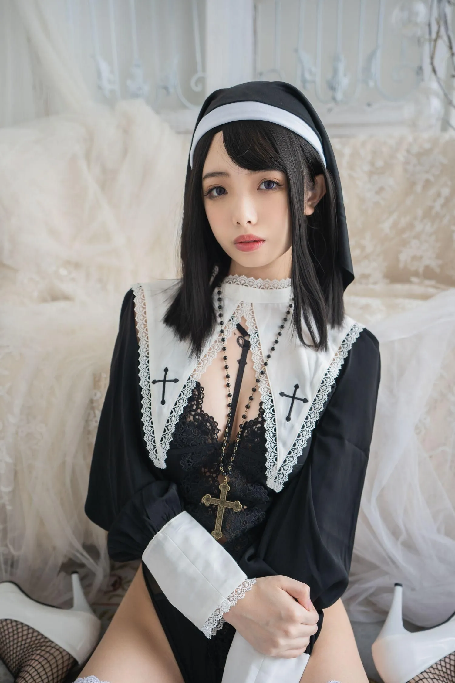 NO.22 雯妹不讲道理-危险祈祷 修女 [31P]插图2